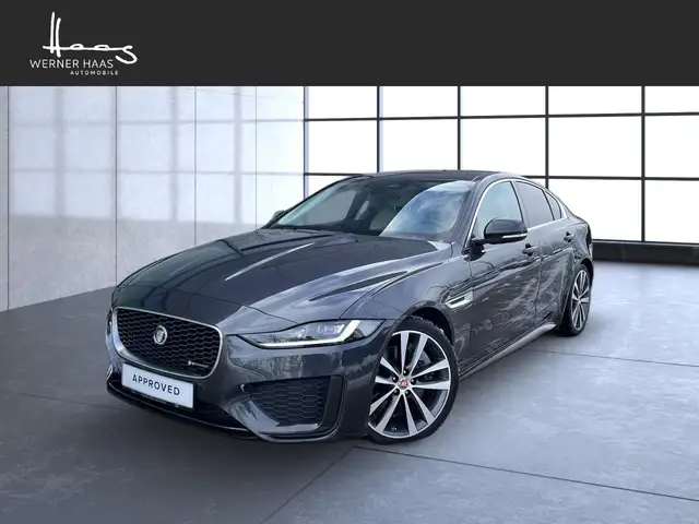 Jaguar XE P250 R-Dynamic HSE