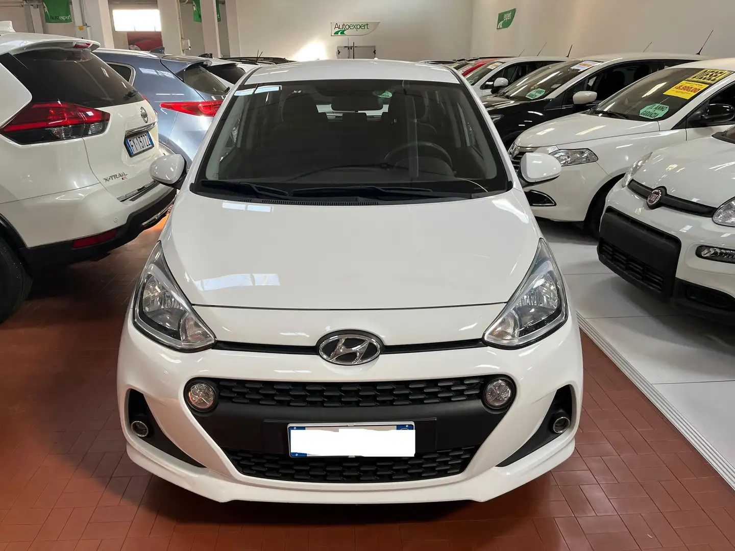 Hyundai i10 1.0 LPGI Econext Login Bianco - 2