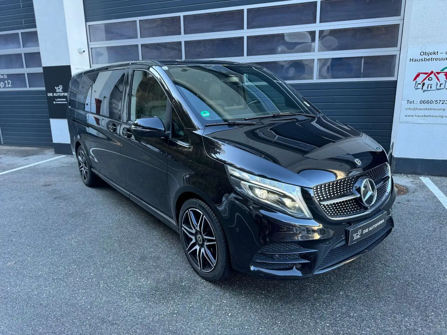 Mercedes-Benz V 300 d AVANTGARDE EDITION 4MATIC EXTRALANG**AMG** Schwarz - 1