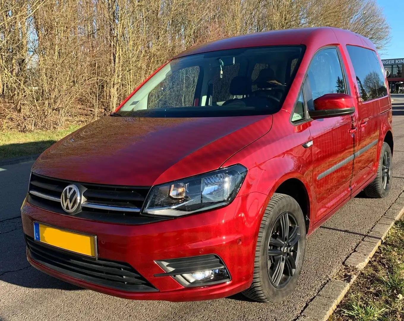 Volkswagen Caddy 2.0 TDI DSG Trendline, Navi Europe - 1