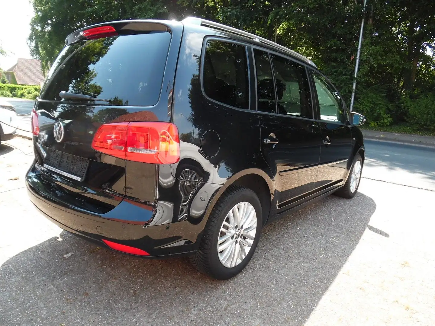 Volkswagen Touran 1,4 TSI Cup*SZH*DSG*7-Sitzer Noir - 2
