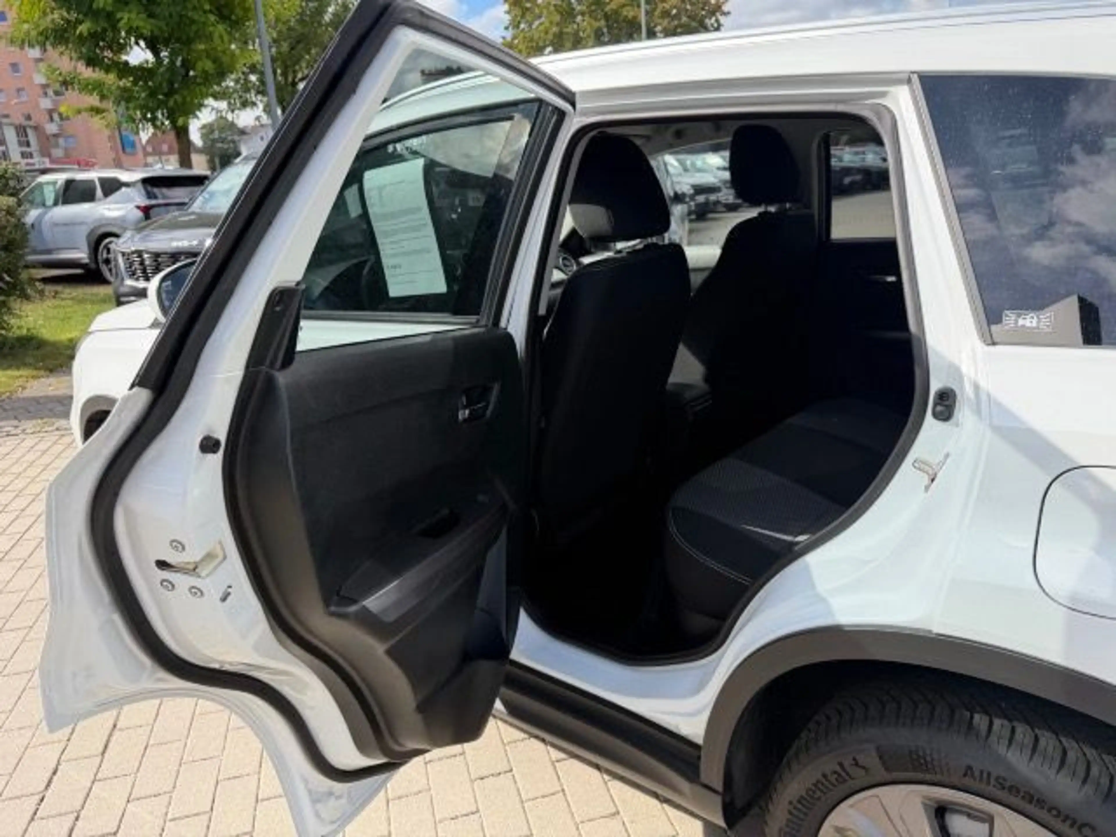 Suzuki Vitara VITARA 1.5 HYBRID COMFORT ALLGRIP AGS AUTOMATIK — photo 15
