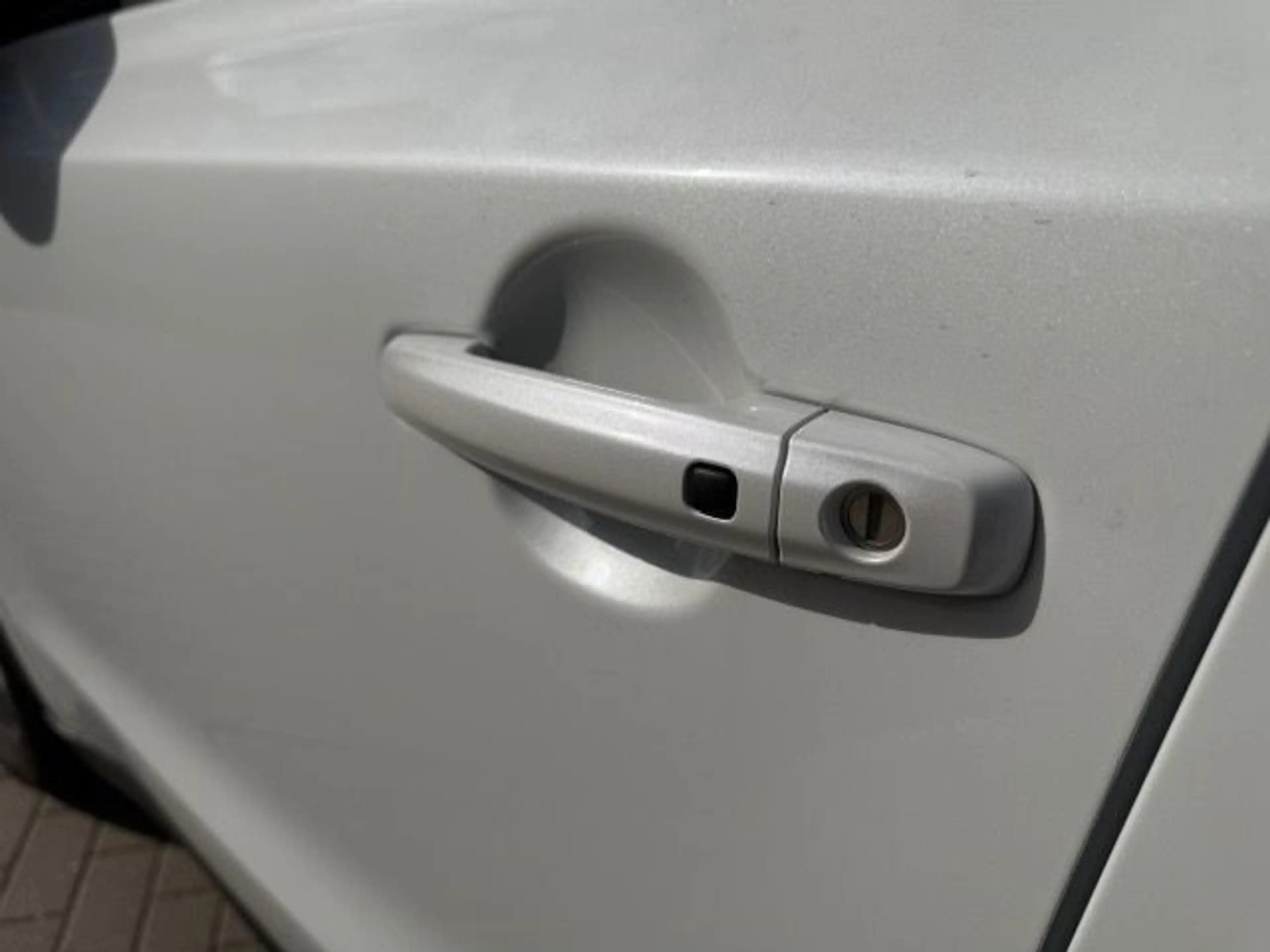 Suzuki Vitara VITARA 1.5 HYBRID COMFORT ALLGRIP AGS AUTOMATIK — photo 11