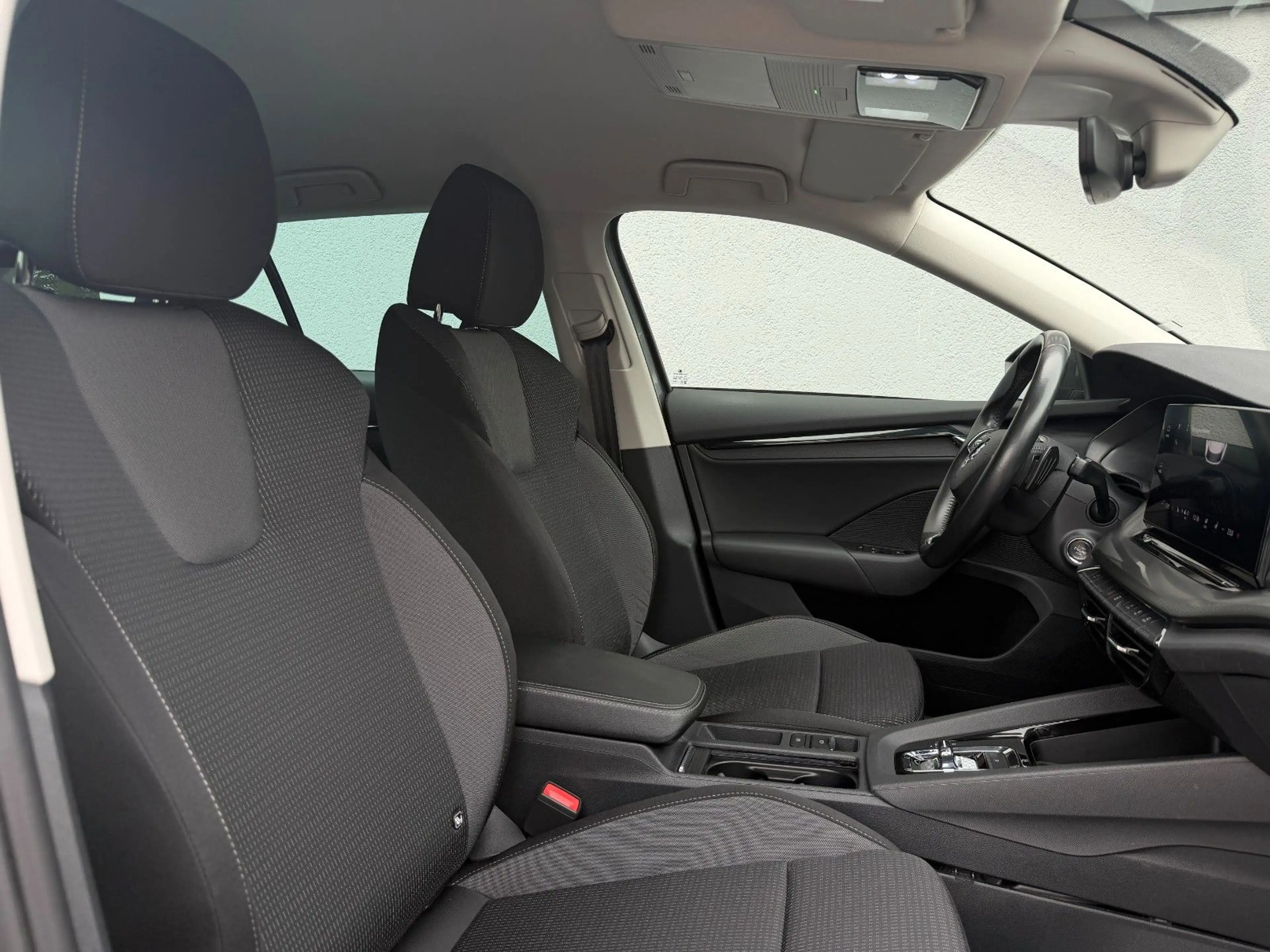 Skoda Octavia Combi Ambition*Tempomat*LED*e-TEC* — photo 10