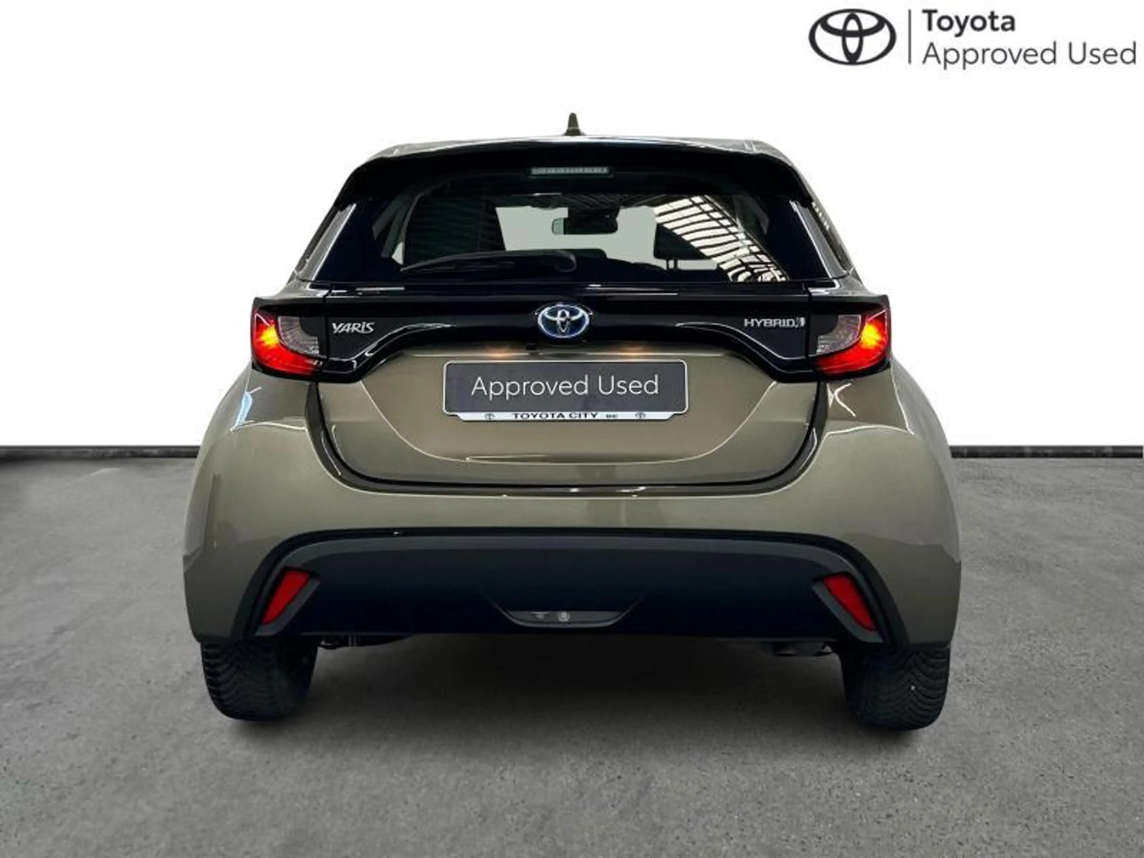 Toyota Yaris Dynamic — photo 4