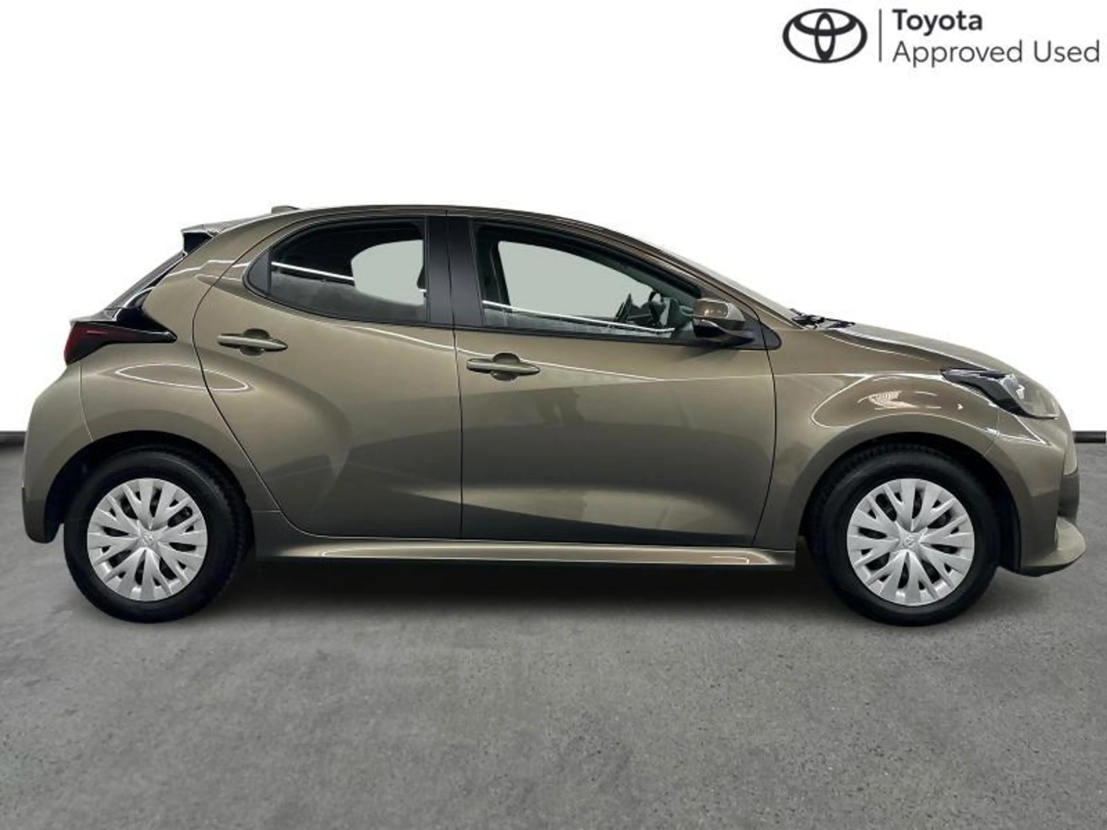 Toyota Yaris Dynamic — photo 14
