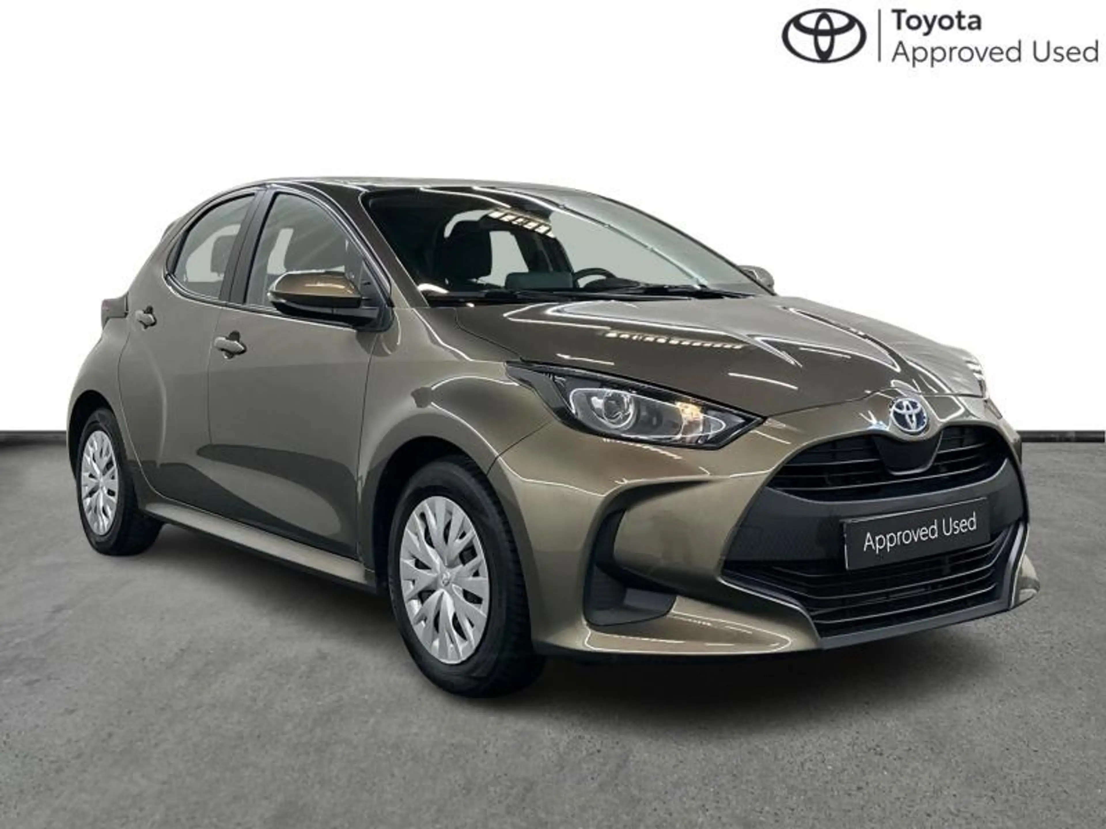 Toyota Yaris Dynamic — photo 16
