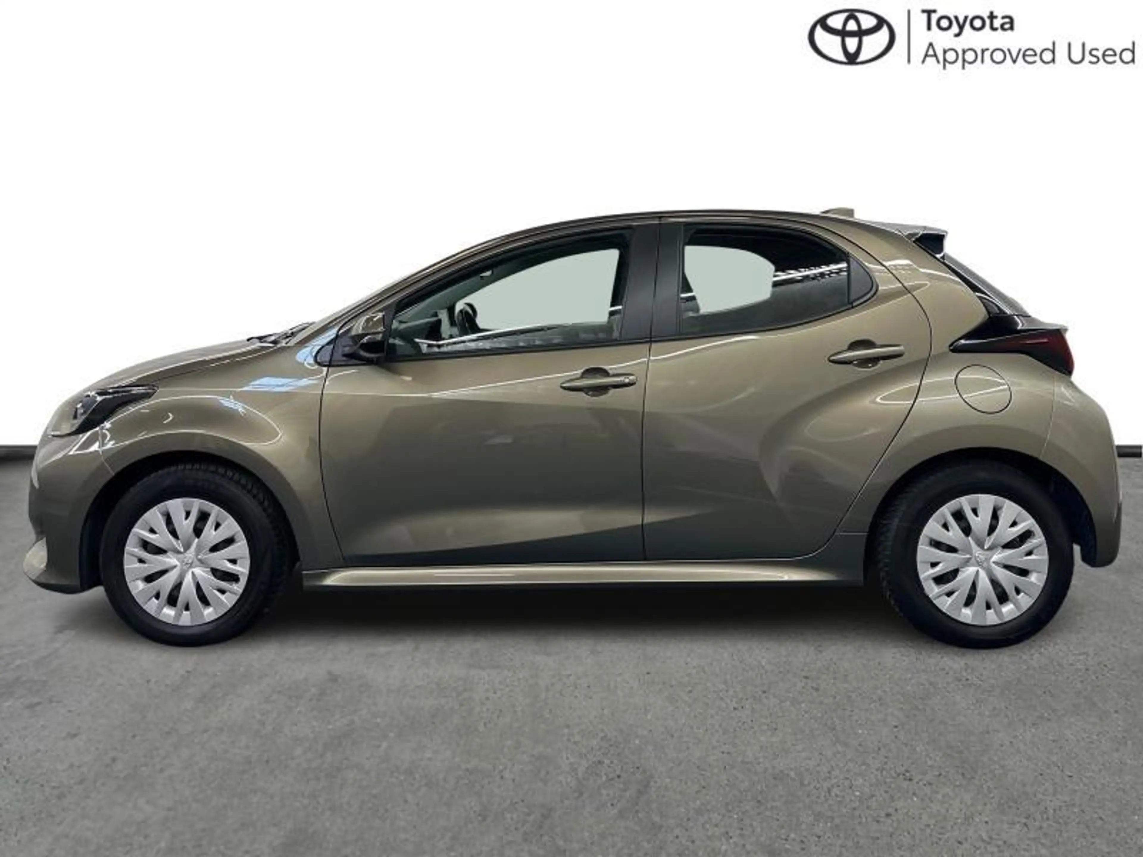 Toyota Yaris Dynamic — photo 3