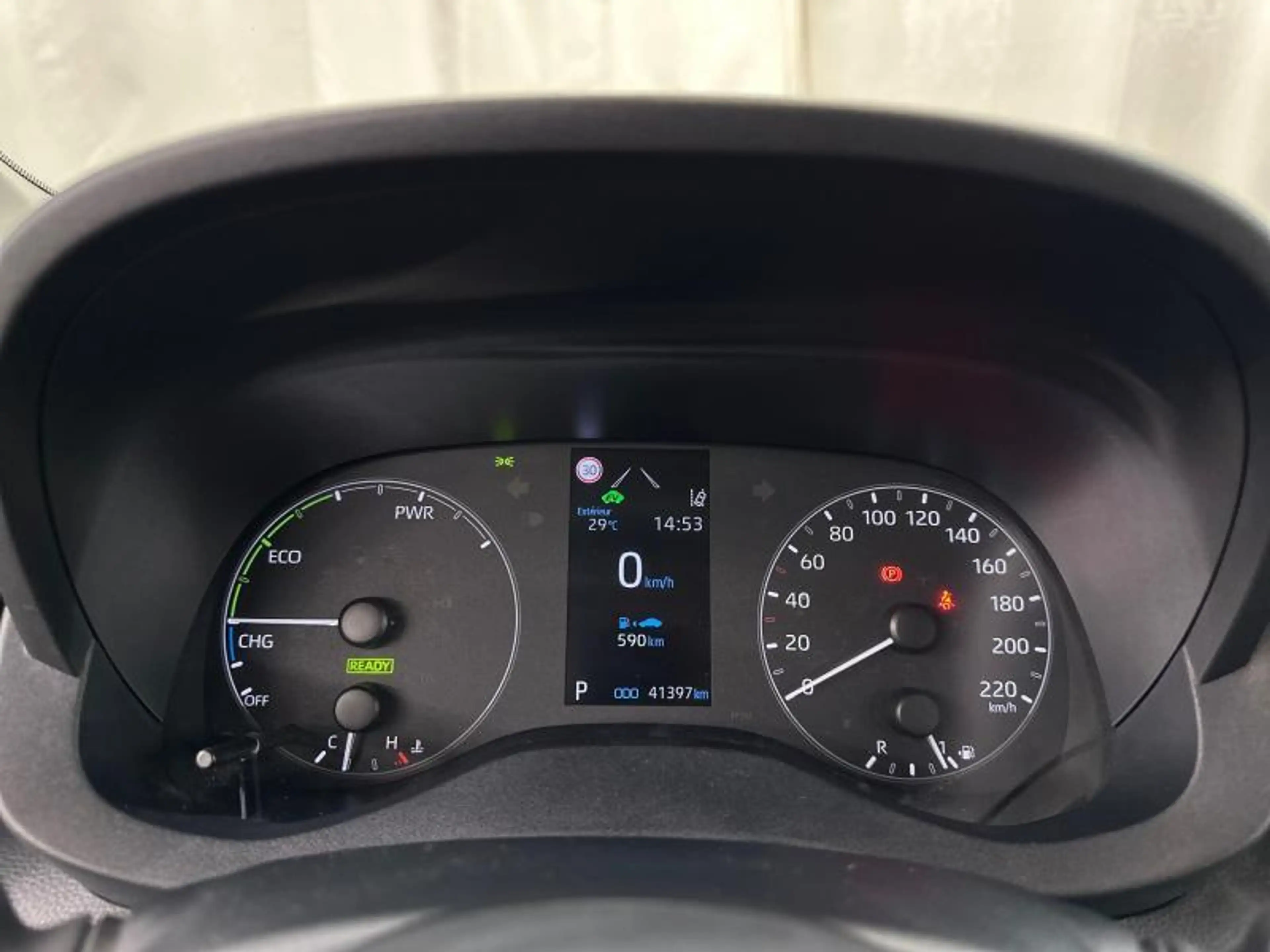 Toyota Yaris Dynamic — photo 12