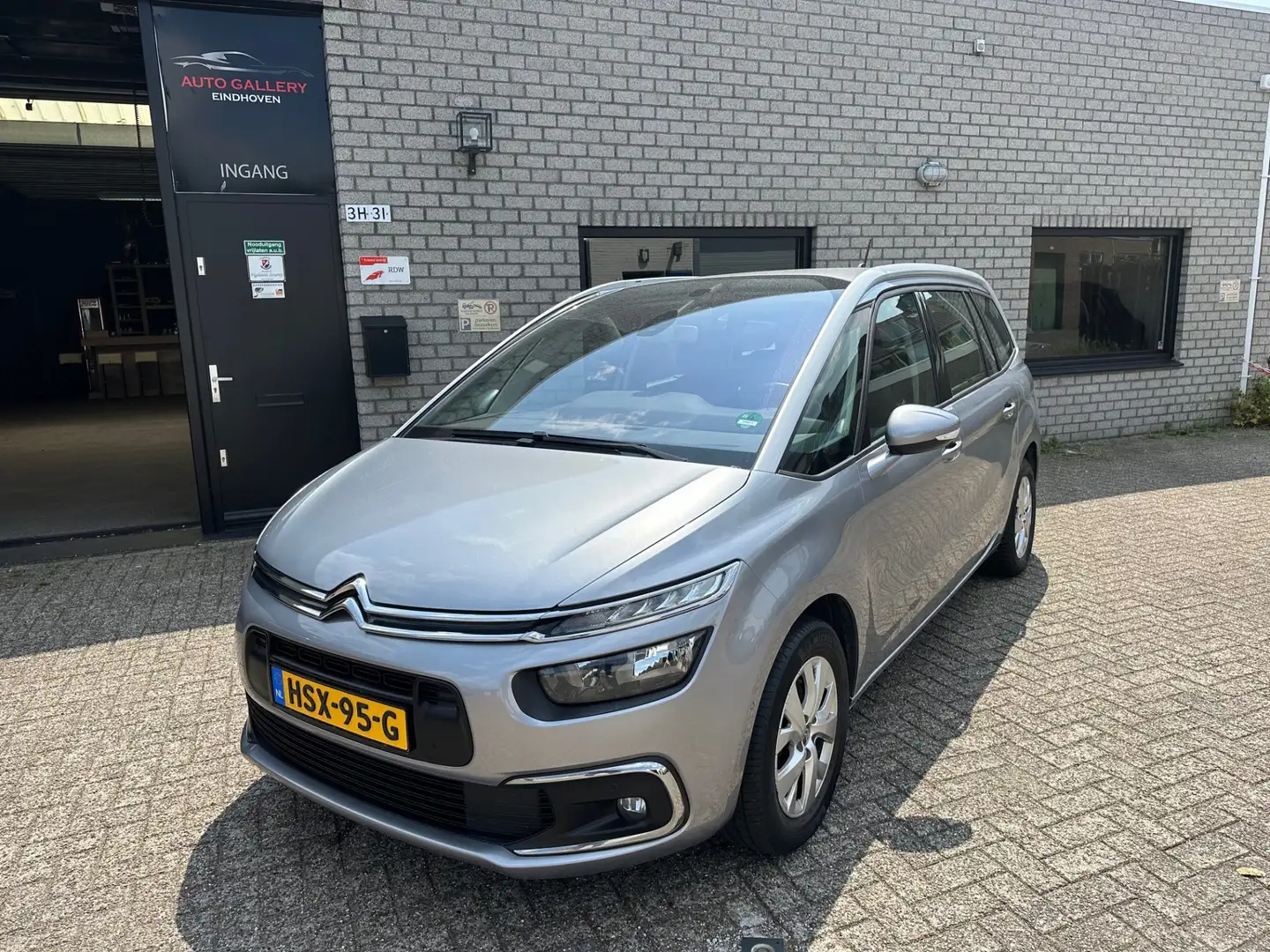 Citroen C4 Picasso citroen *NAVIGATIE*TREKHAAK*CAMERA*ELEK ACHTERKLEP Gris - 1