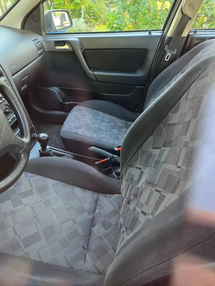 Opel Astra 1.6 Comfort, foto 5