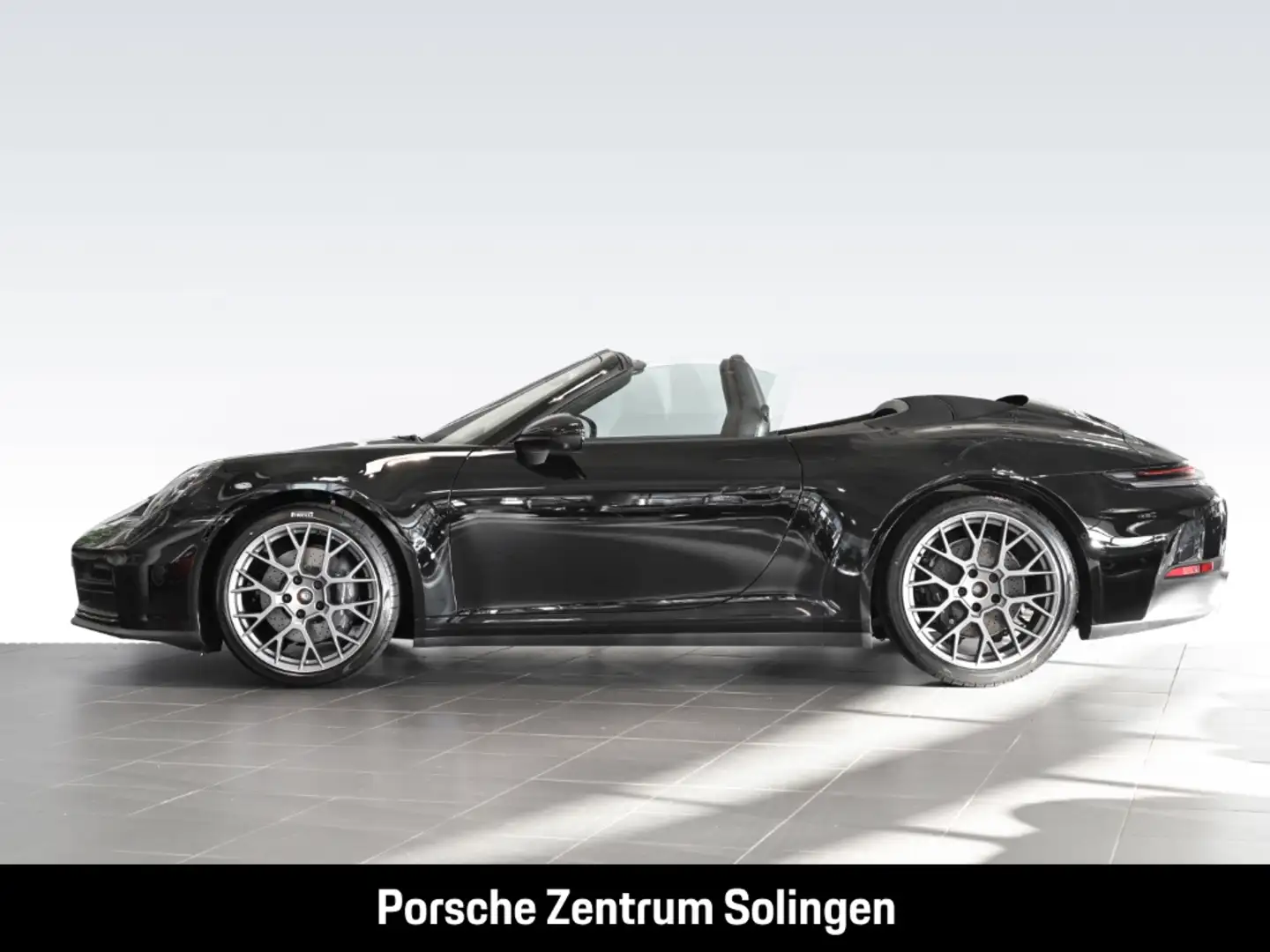Porsche 992 Carrera Cabriolet Chorno Sportabgas Bose Matrix Ab Schwarz - 2