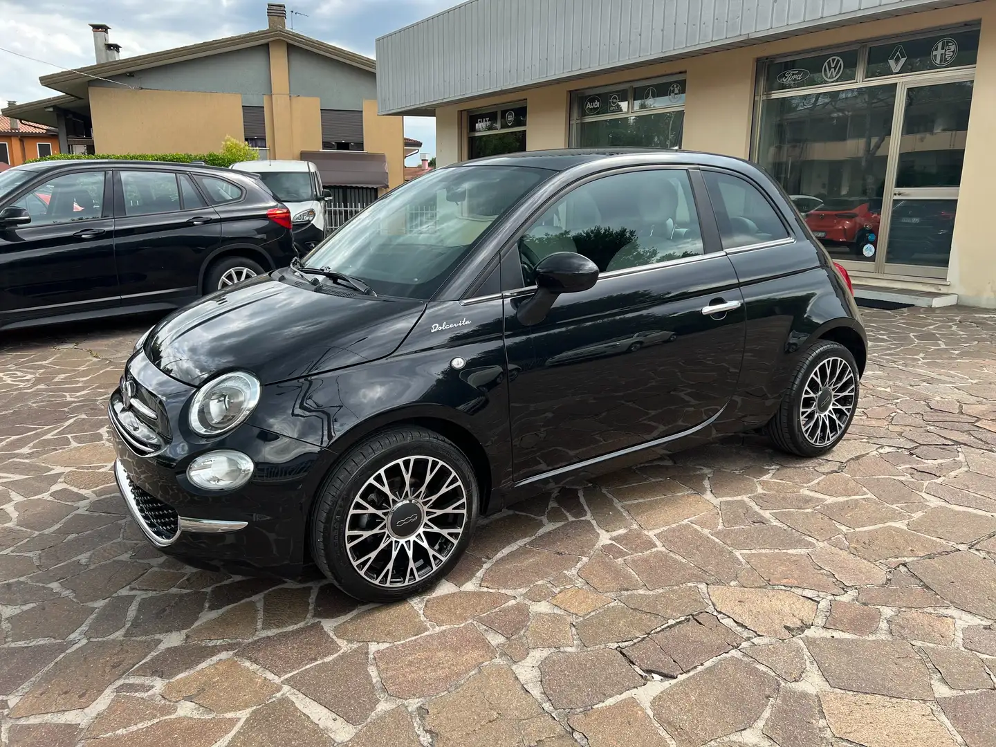 Fiat 500 1.0 Hybrid Dolcevita Nero - 1