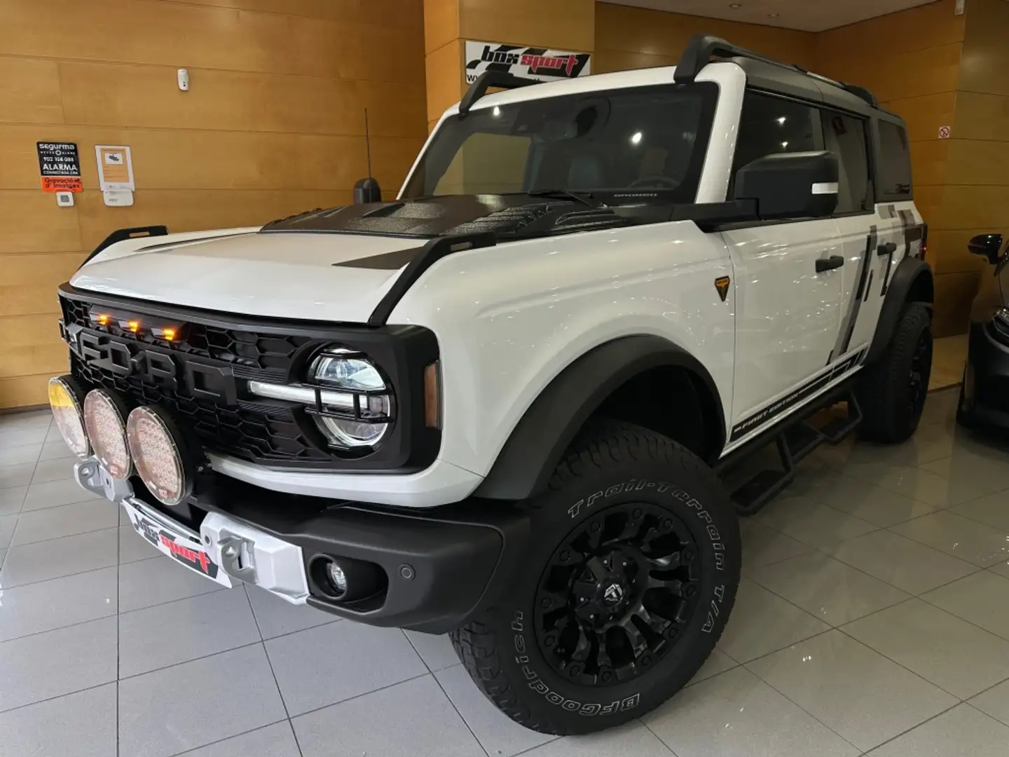 Ford Bronco 2.7 EcoBoost V6 Badlands 335 Auto. Blanco - 1