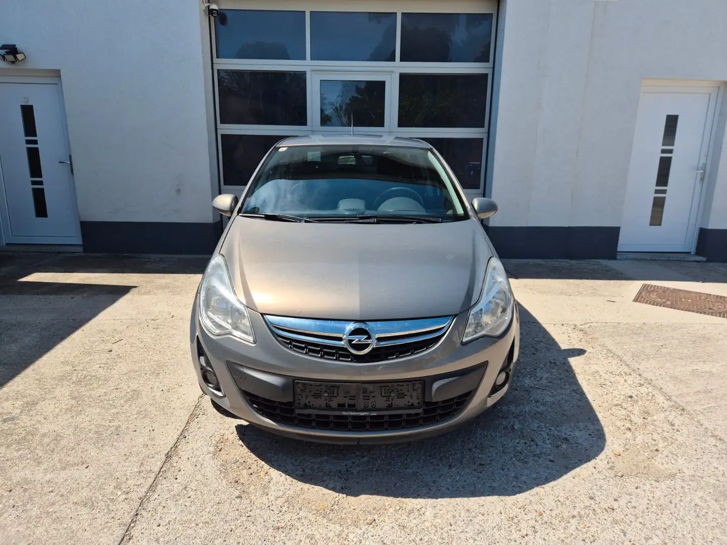 Opel Corsa 1,3 CDTI Edition DPF Braun - 1