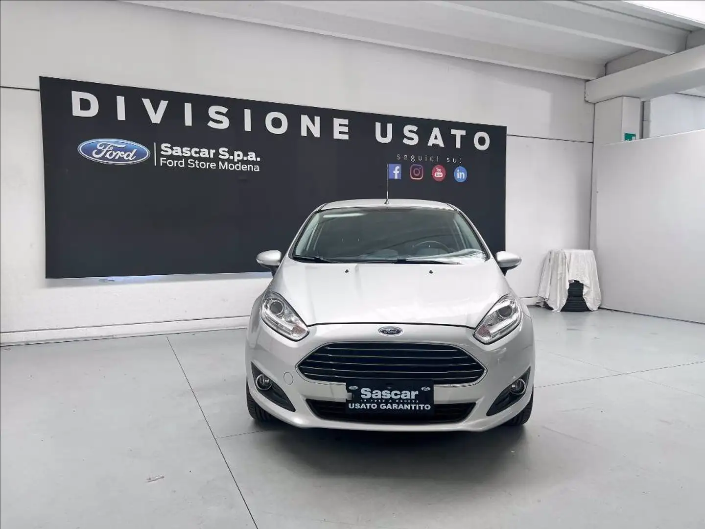 Ford Fiesta 5p 1.5 tdci Titanium 75cv E6 NEO PATENTATI Grigio - 2