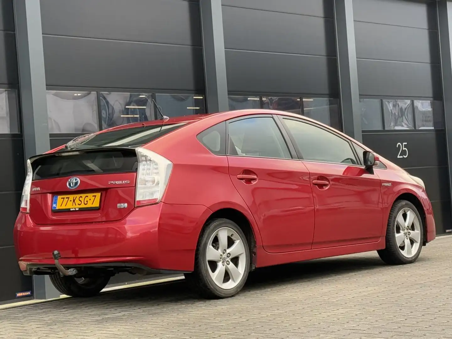 Toyota Prius 1.8 Hybrid Hade-Up Rood - 2