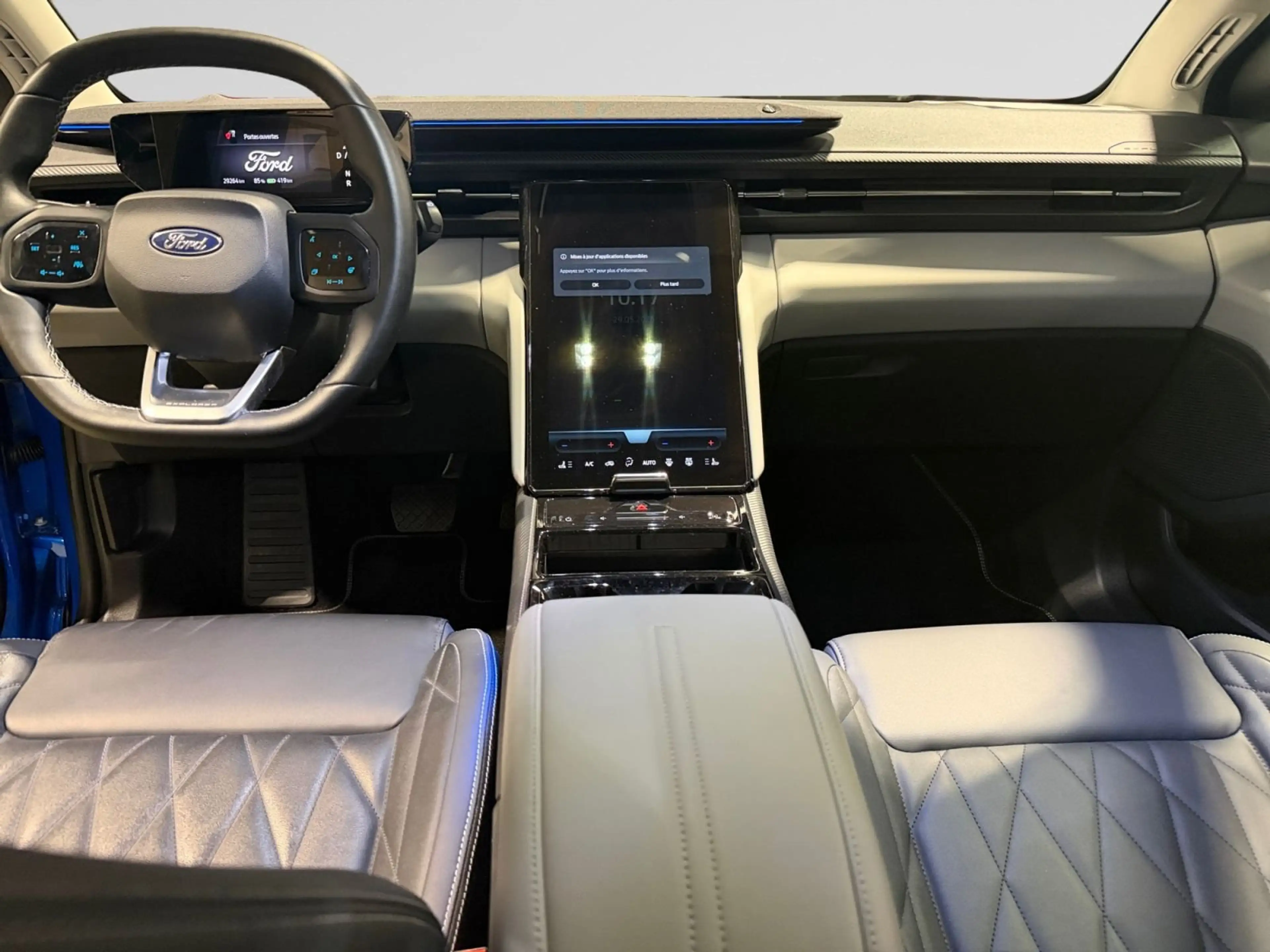 Ford Explorer 79 kWh AWD Premium — photo 10