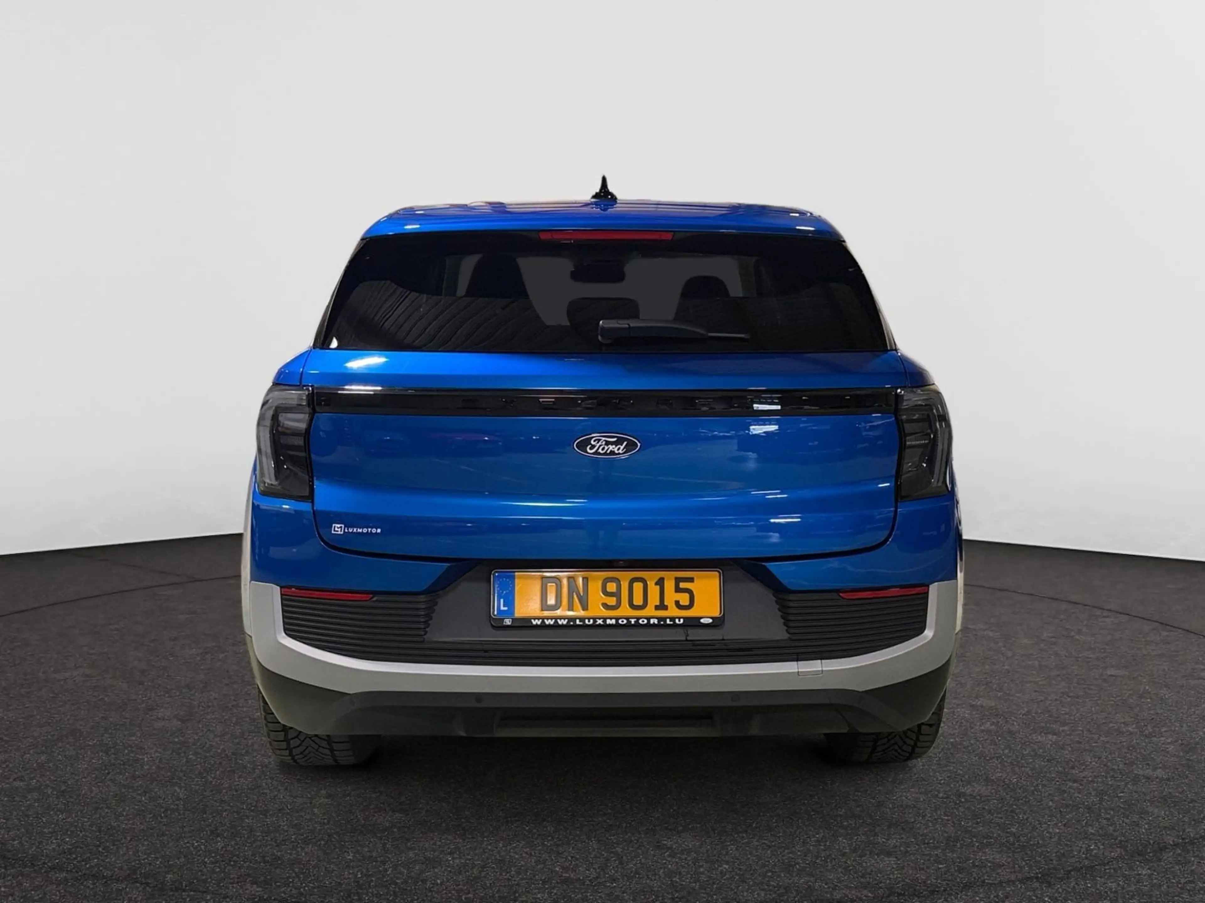 Ford Explorer 79 kWh AWD Premium — photo 4