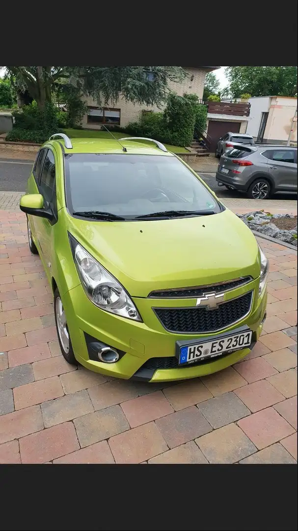 Chevrolet Spark Spark 1.2 LT Зелений - 1