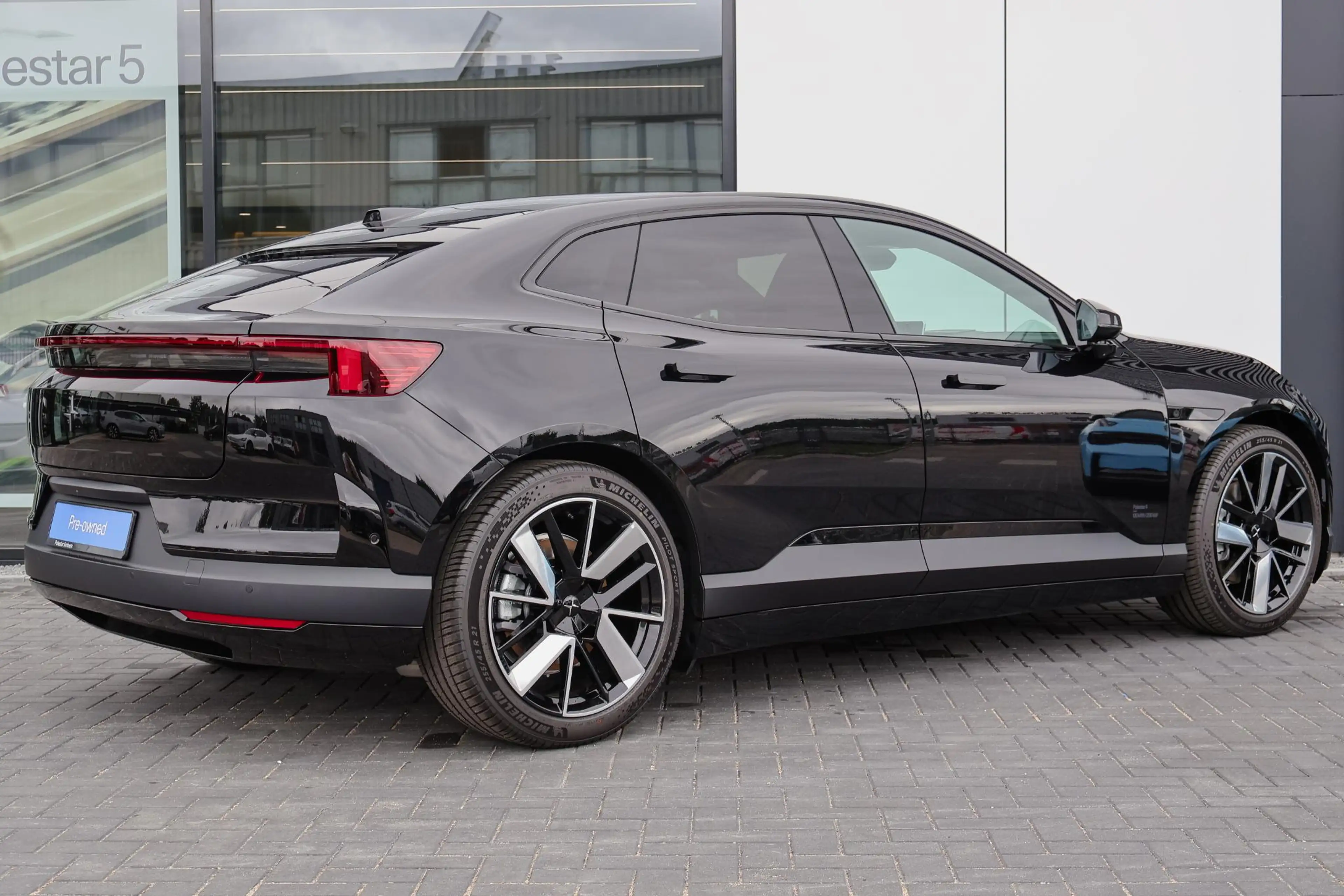 Polestar 4 Long Range Single motor Prime 100 kWh | 21" Sport — photo 4