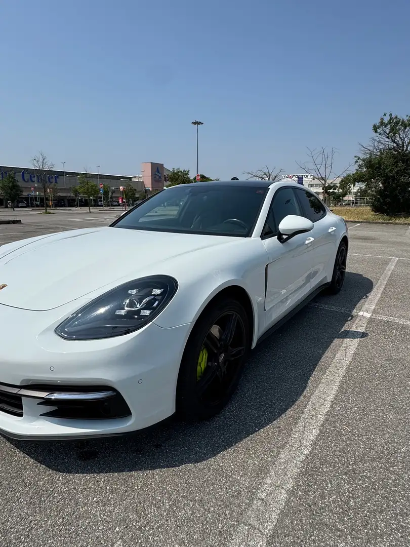 Porsche Panamera Panamera 2.9 4 Executive auto bijela - 2