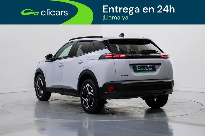 Peugeot 2008 2023, foto 9