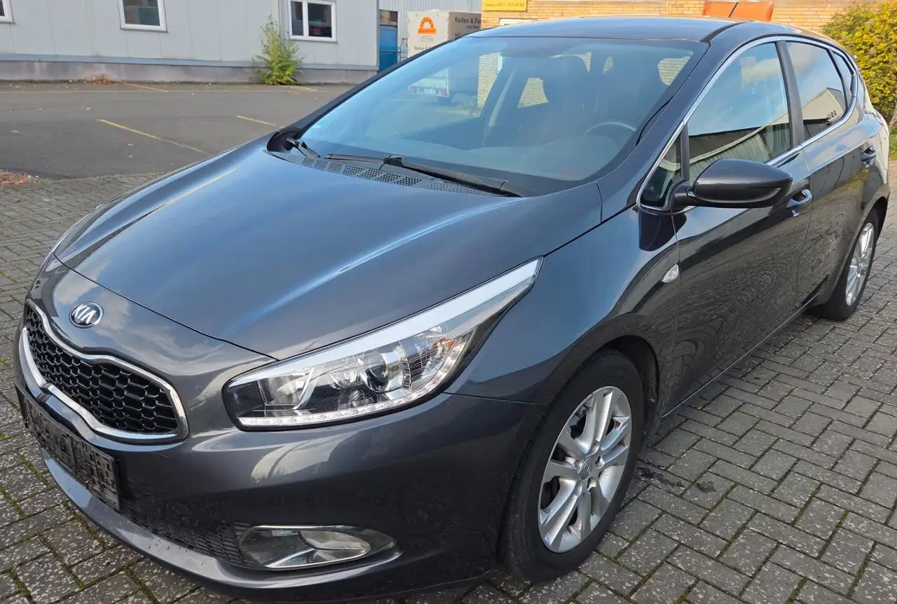 Kia Ceed / cee'd