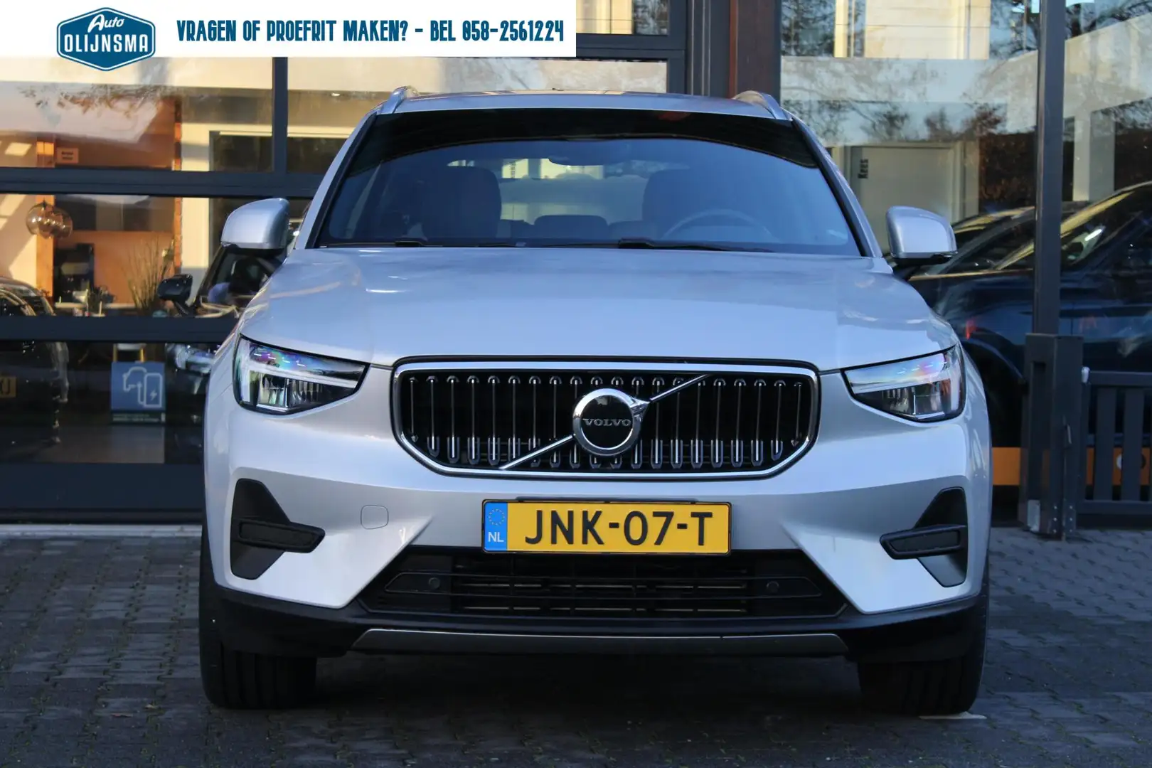 Volvo XC40 1.5 T4 Plug-in hybrid Core|Facelift|Camera| Grau - 2