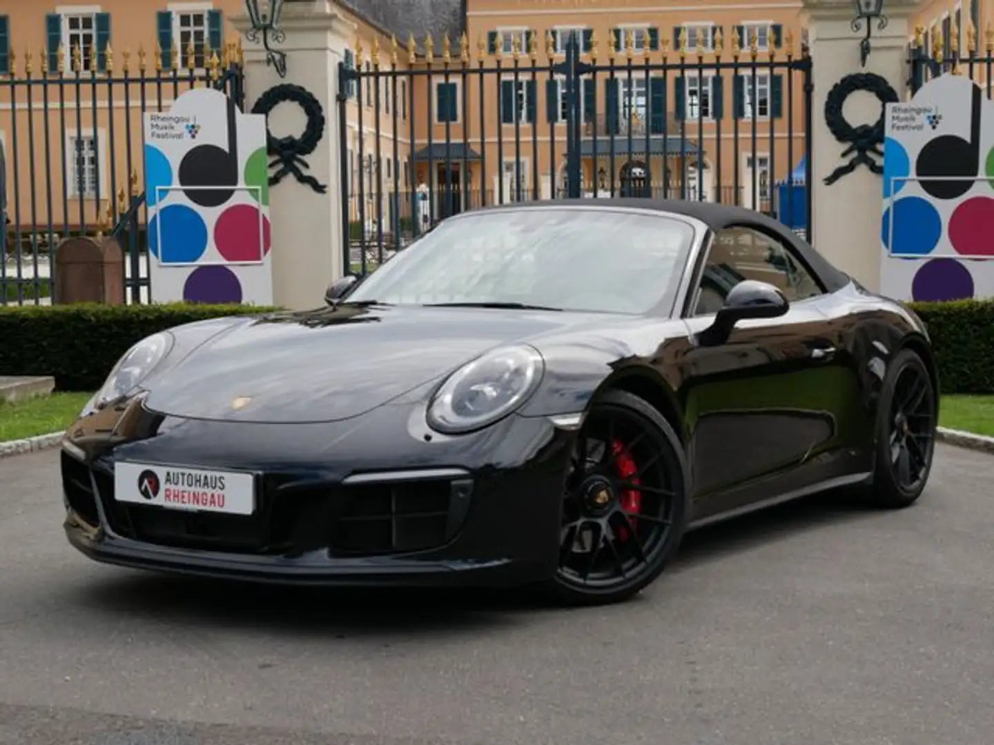 Porsche 991 911 Carrera 4 GTS Cabriolet ERST 35.600KM! Noir - 1