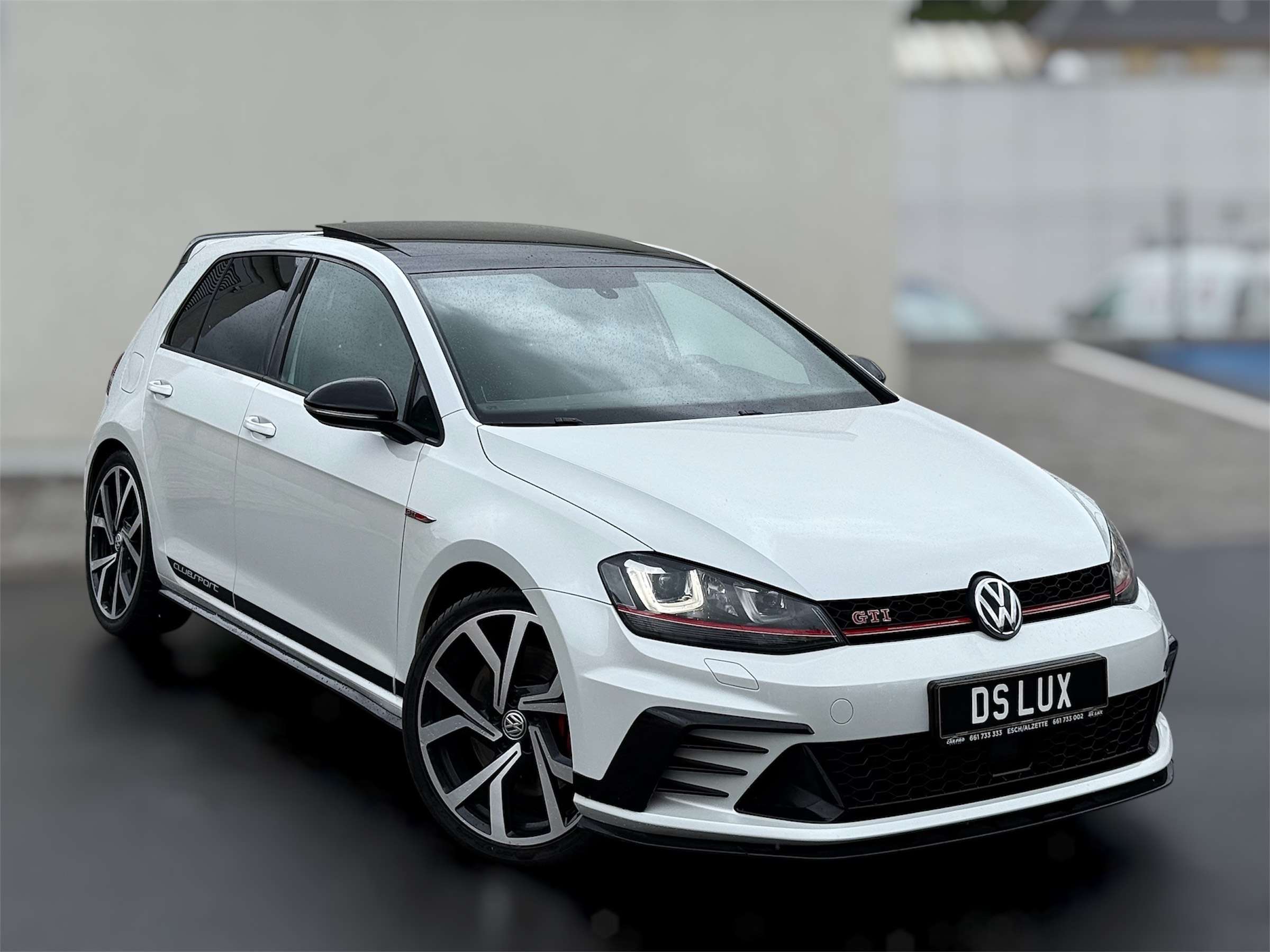 Volkswagen Golf GTI