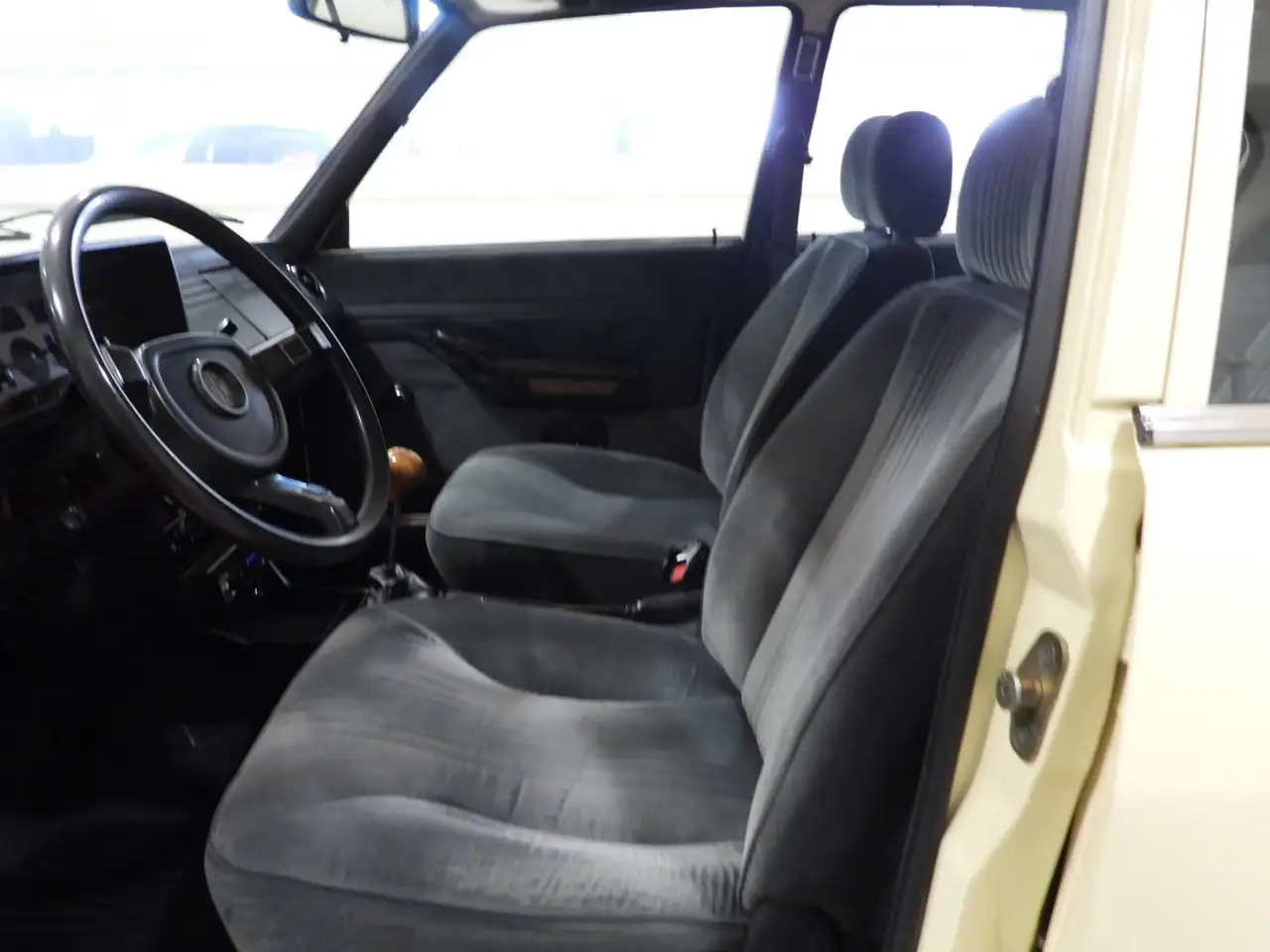 Alfa Romeo Alfetta 2.0 L – SUPERPREZZO (1981), foto 6