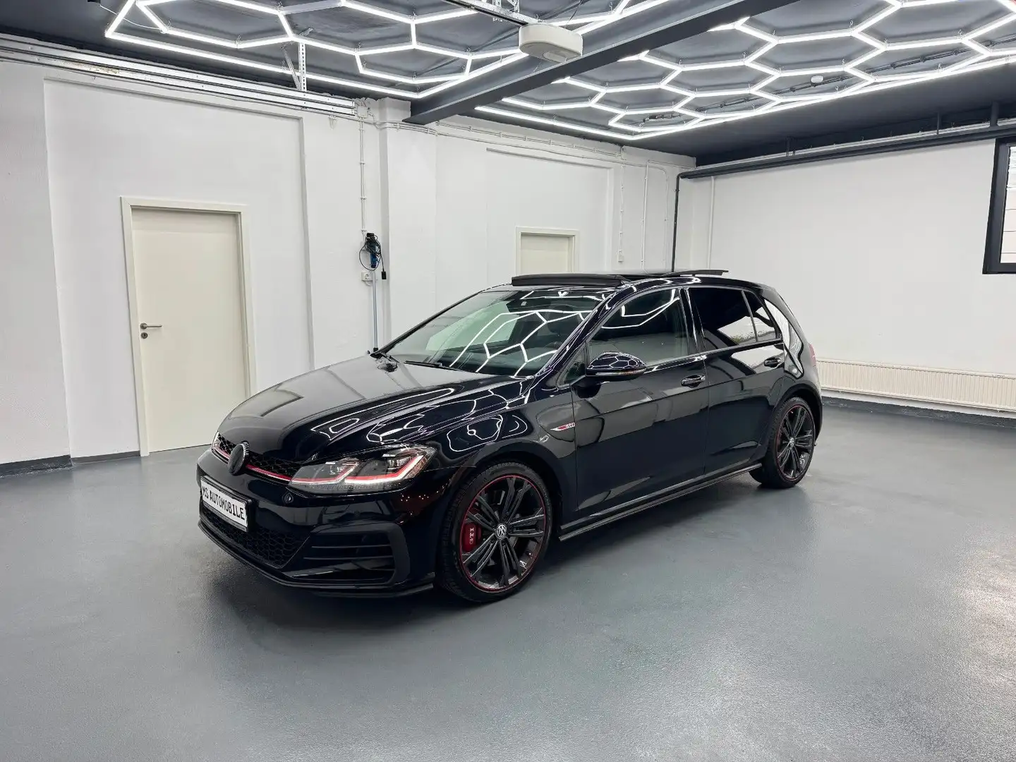 Volkswagen Golf GTI Performance*ACC*R.KAM*PANORAMA* Noir - 1