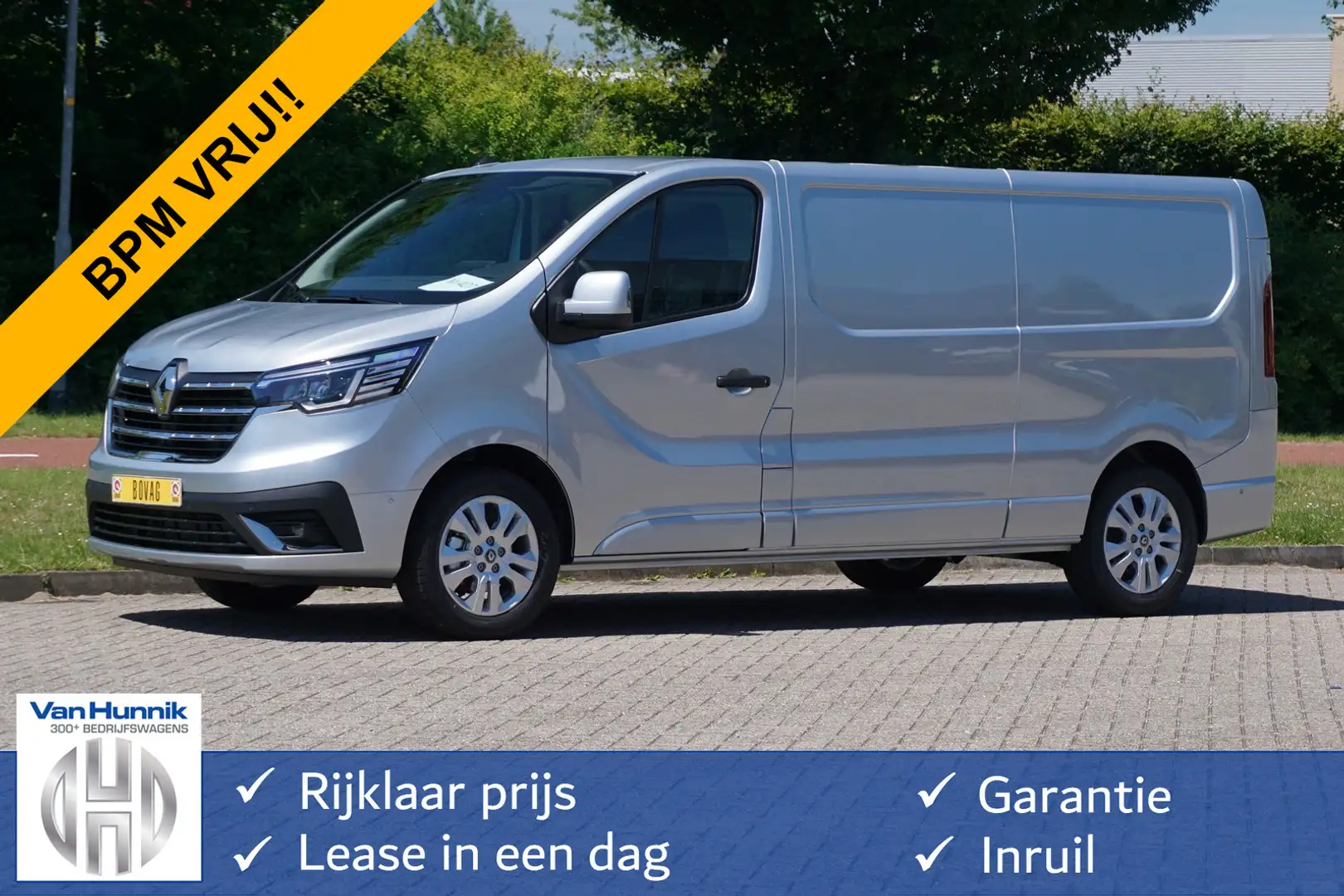 Renault Trafic 170PK L2H1 LUXE EDC AUT BPM VRIJ!! Navi, Camera, L Silber - 1