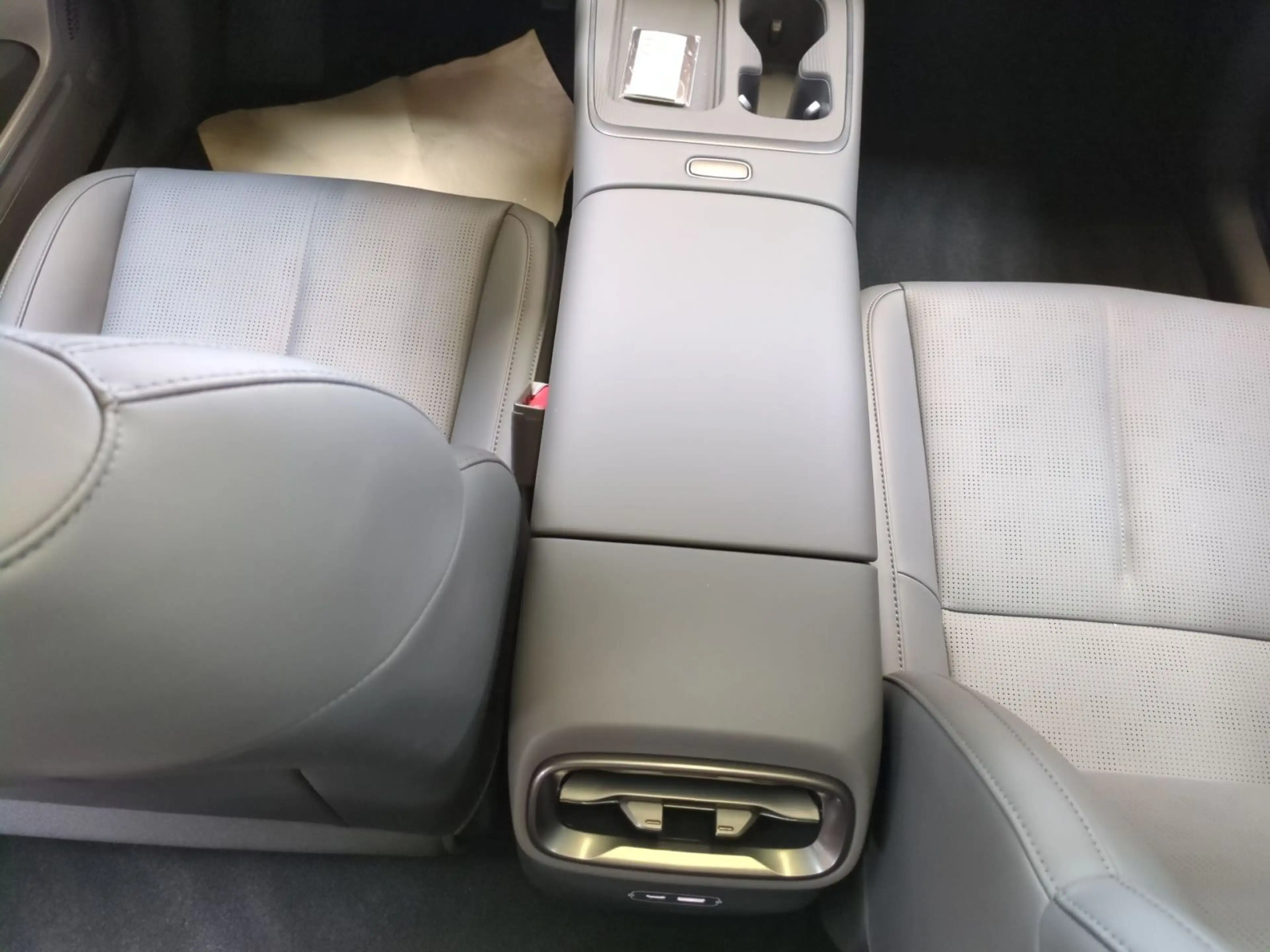 Leapmotor B05 Design Promax 67,1 kWh — photo 15