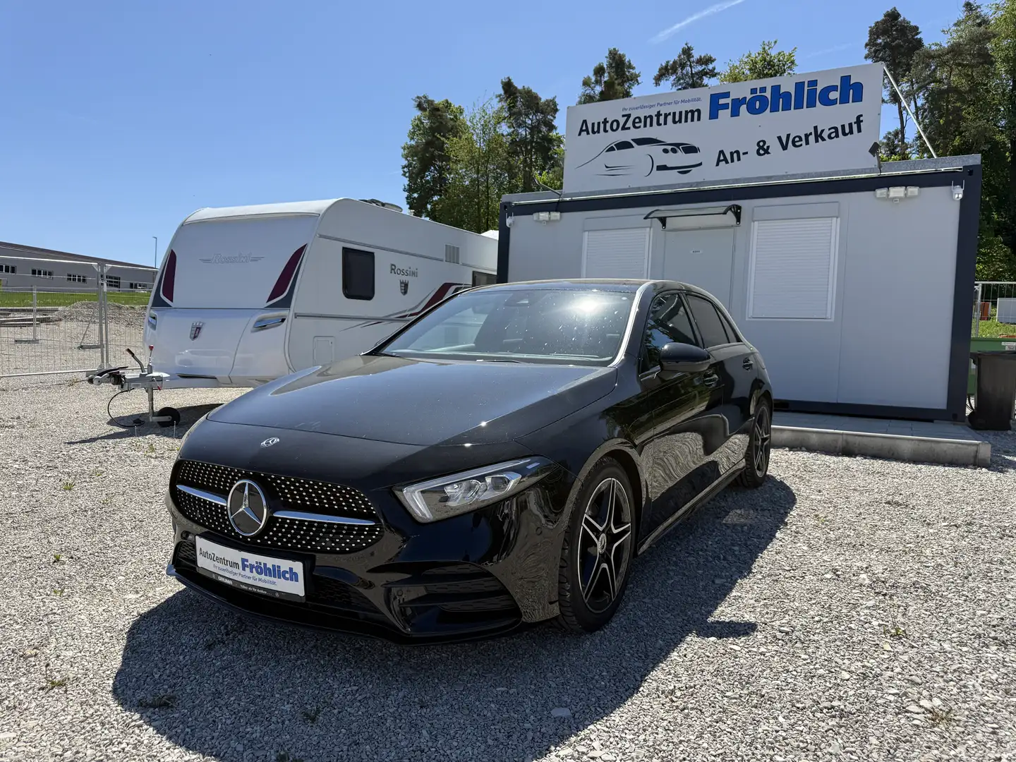 Mercedes-Benz A 180 A 180 *AMG-Line*Ambiente*Night*LED* Schwarz - 1