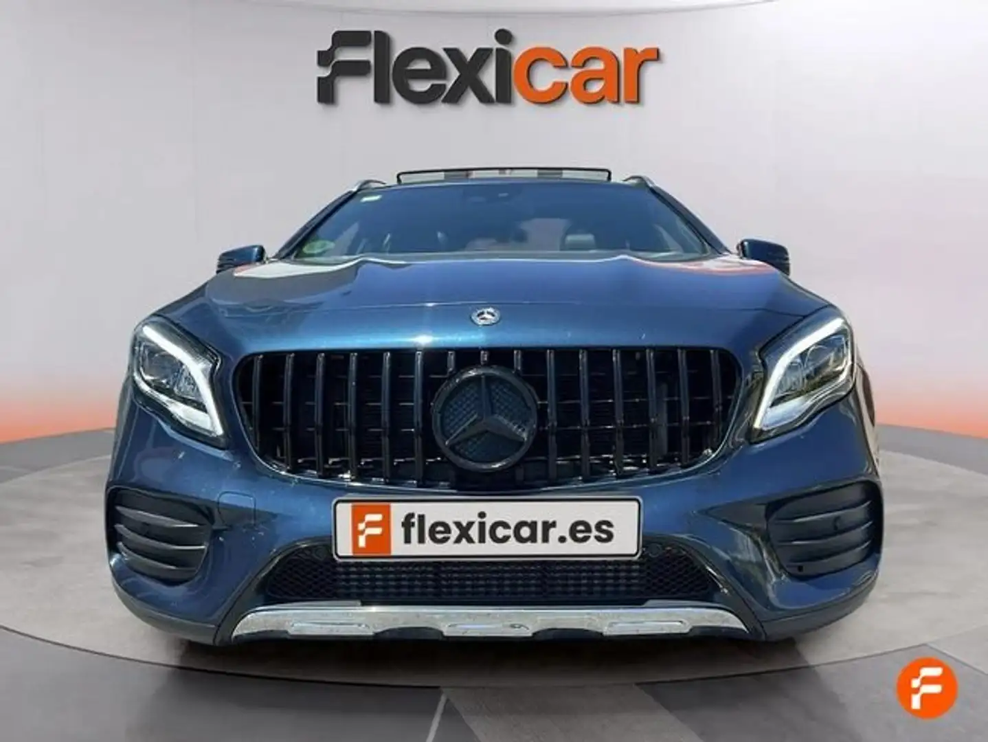 Mercedes-Benz GLA 200 200d Albastru - 2