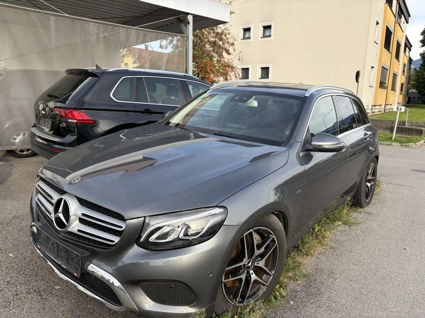 Mercedes-Benz GLC 350 e 4Matic (253.954) Grau - 1