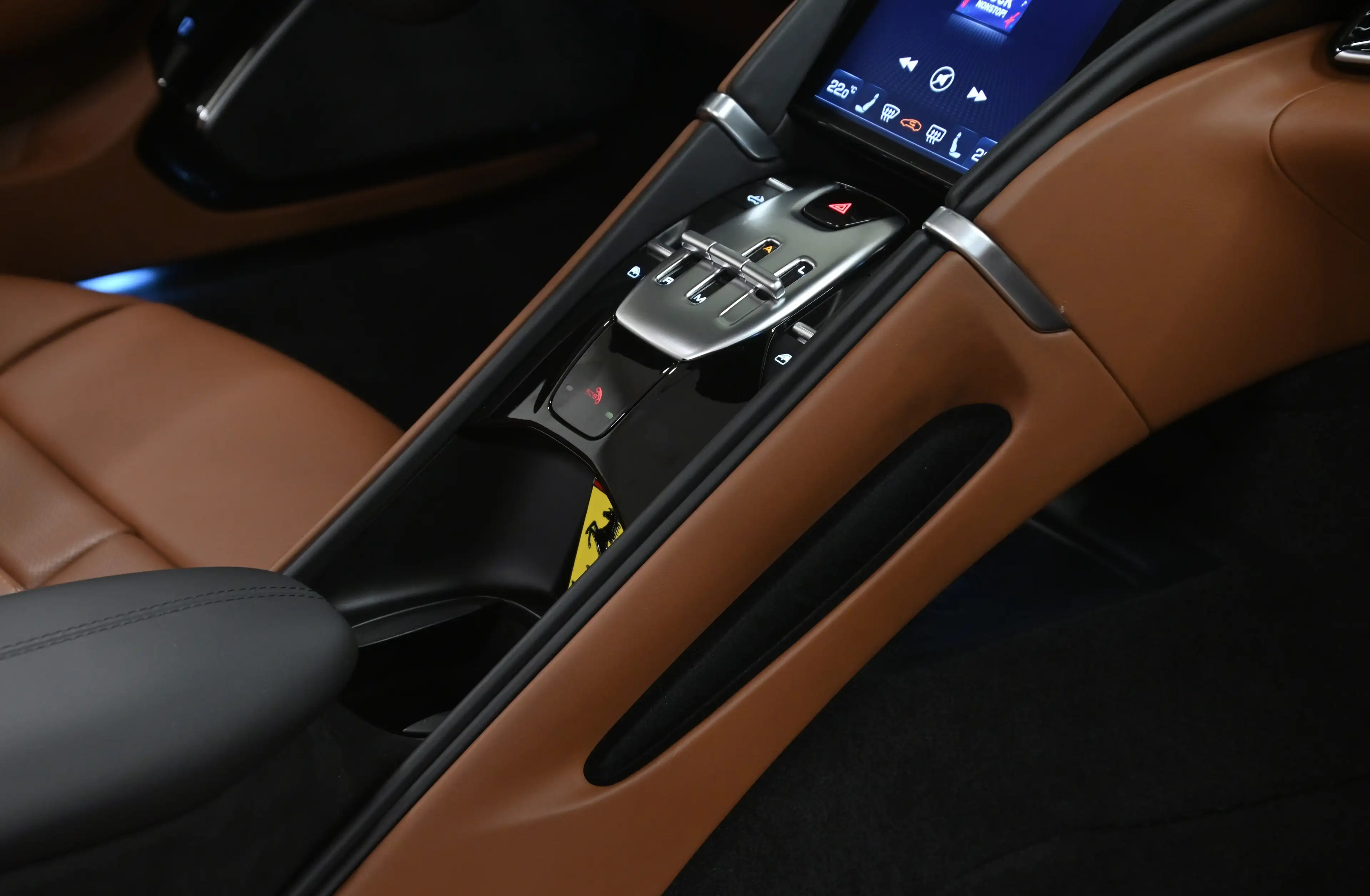 Ferrari Roma Roma Spider — photo 7