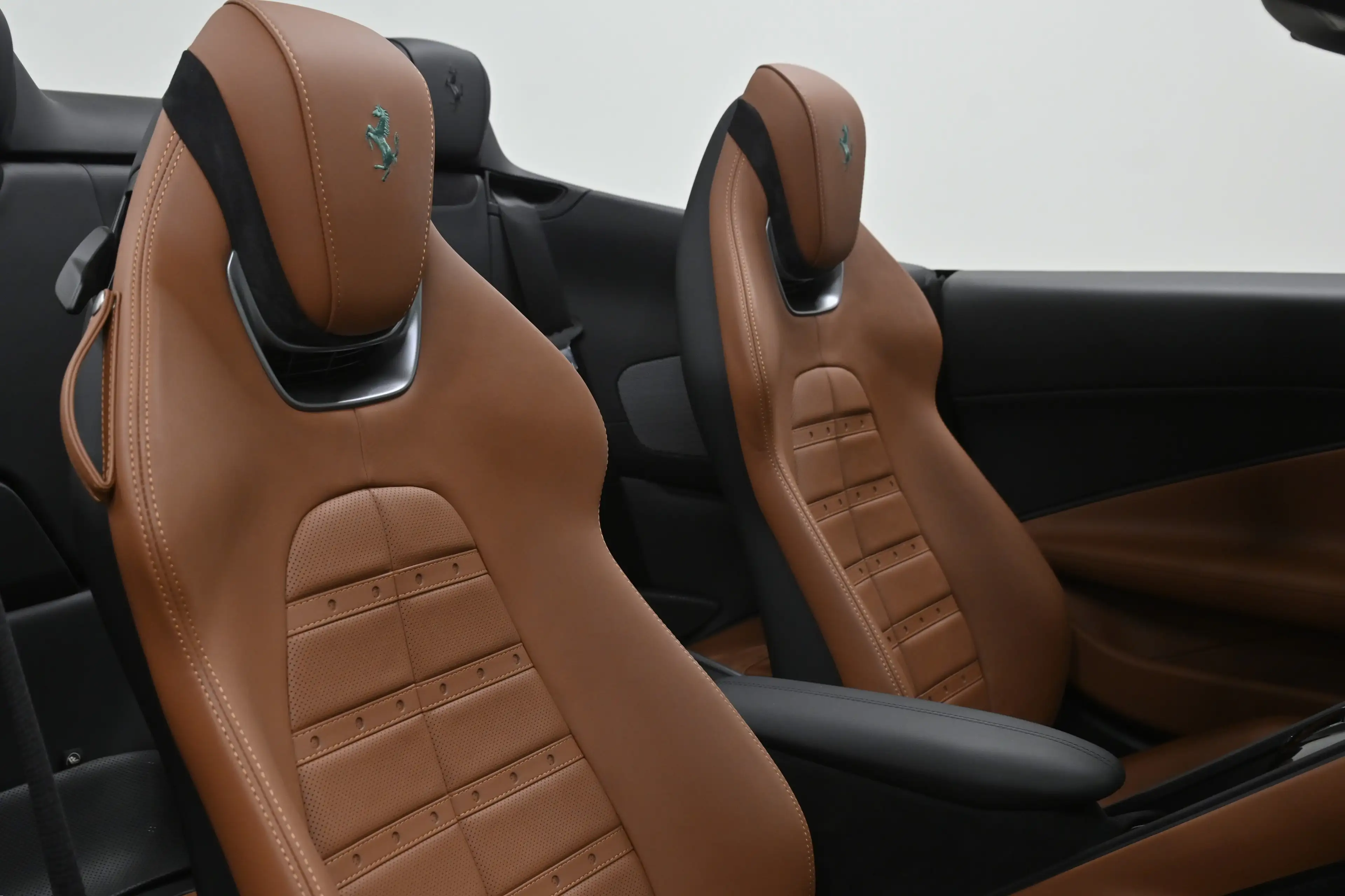 Ferrari Roma Roma Spider — photo 9
