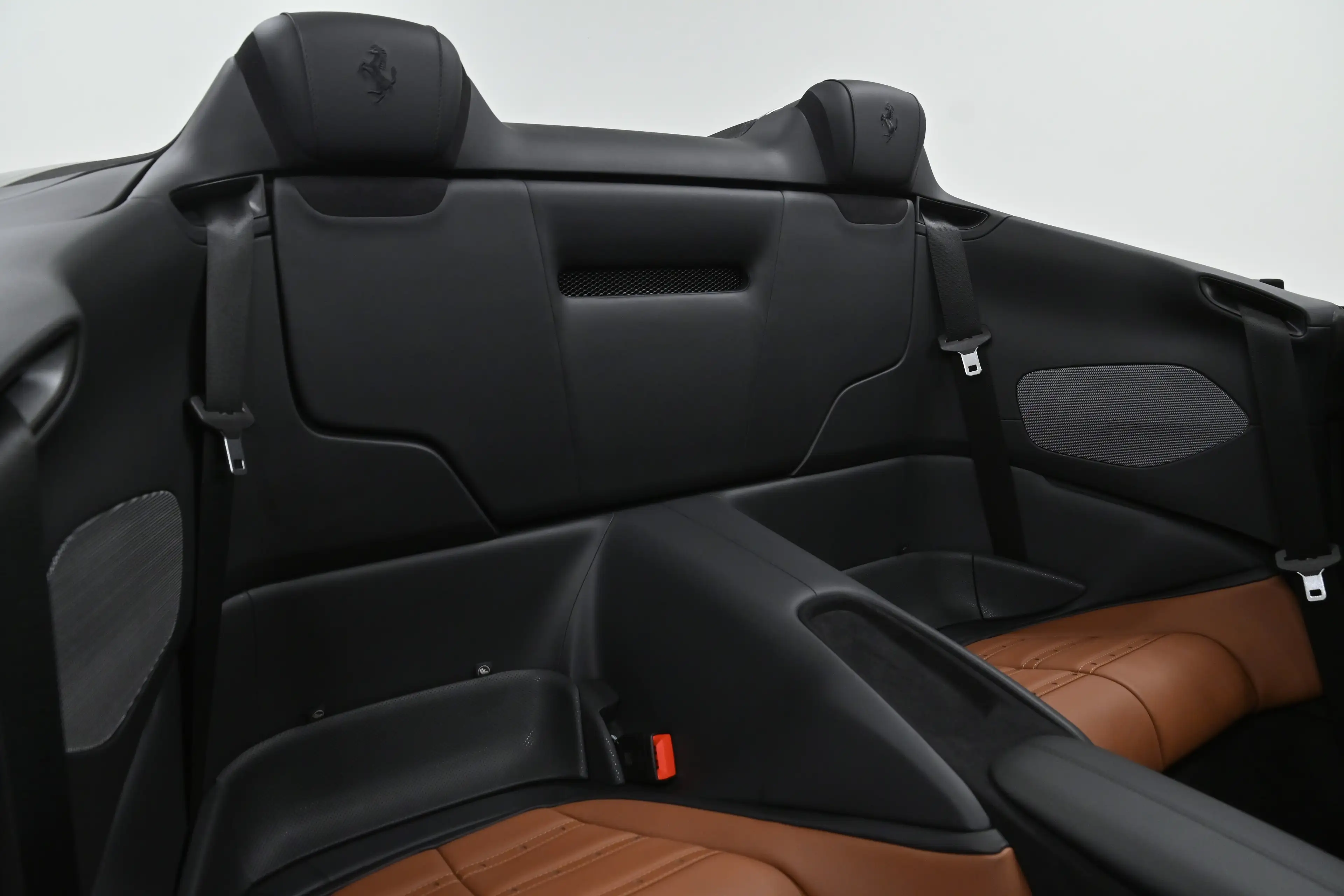 Ferrari Roma Roma Spider — photo 5
