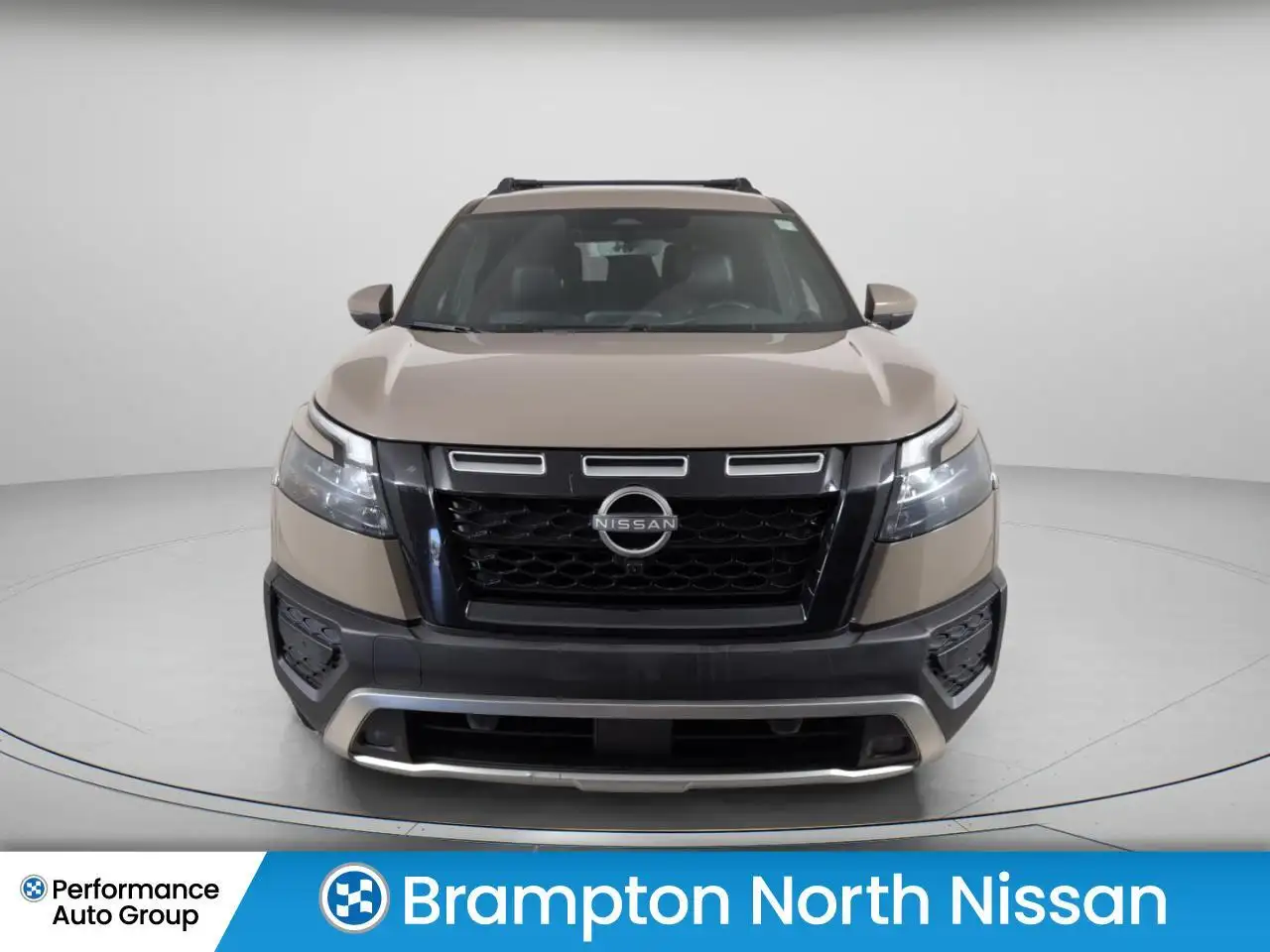 Nissan Pathfinder photo Nissan Pathfinder