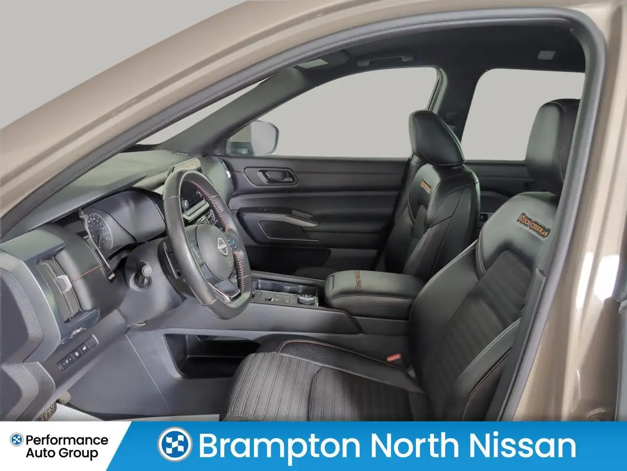 Nissan Pathfinder photo Nissan Pathfinder