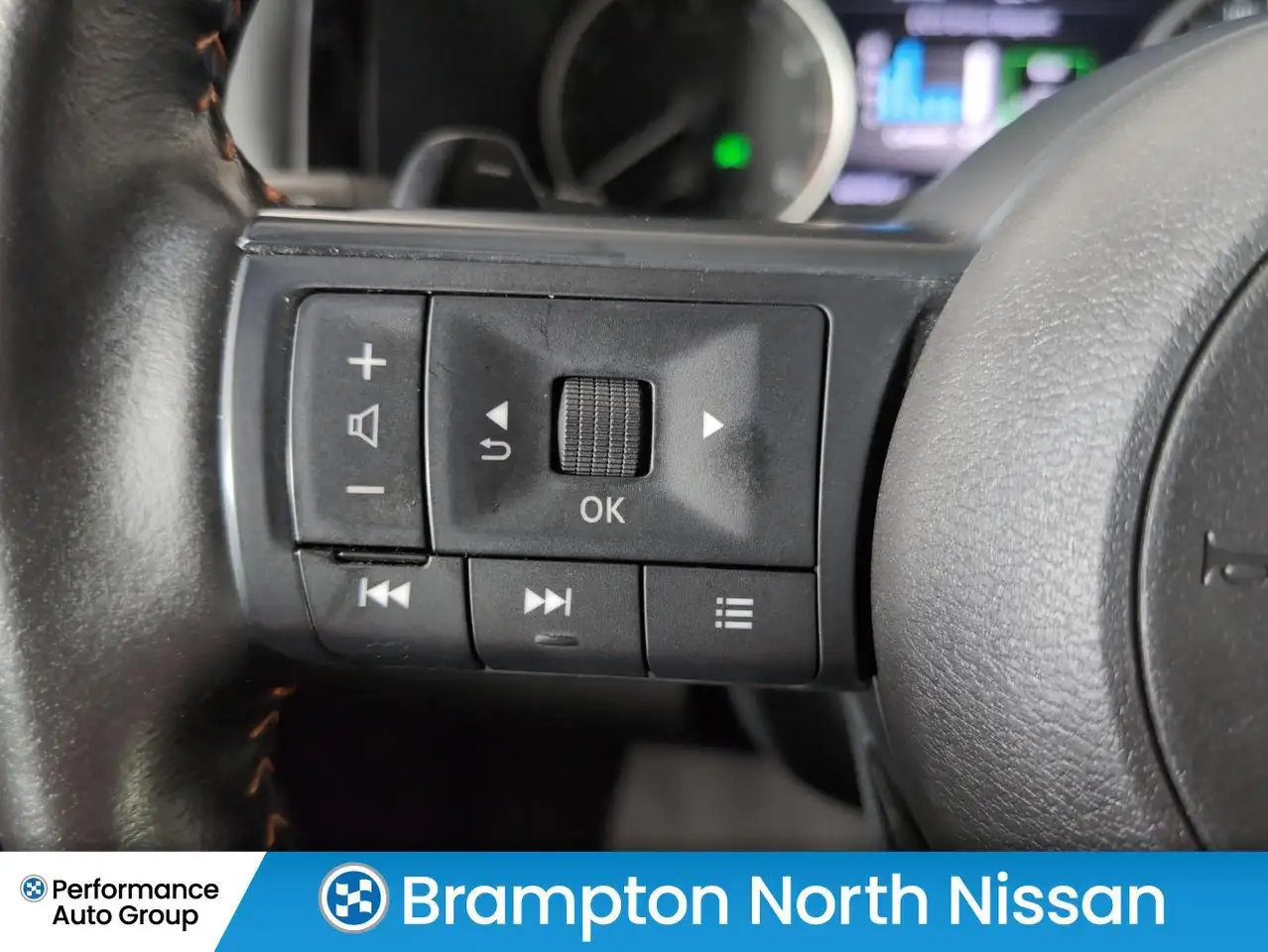 Nissan Pathfinder photo Nissan Pathfinder