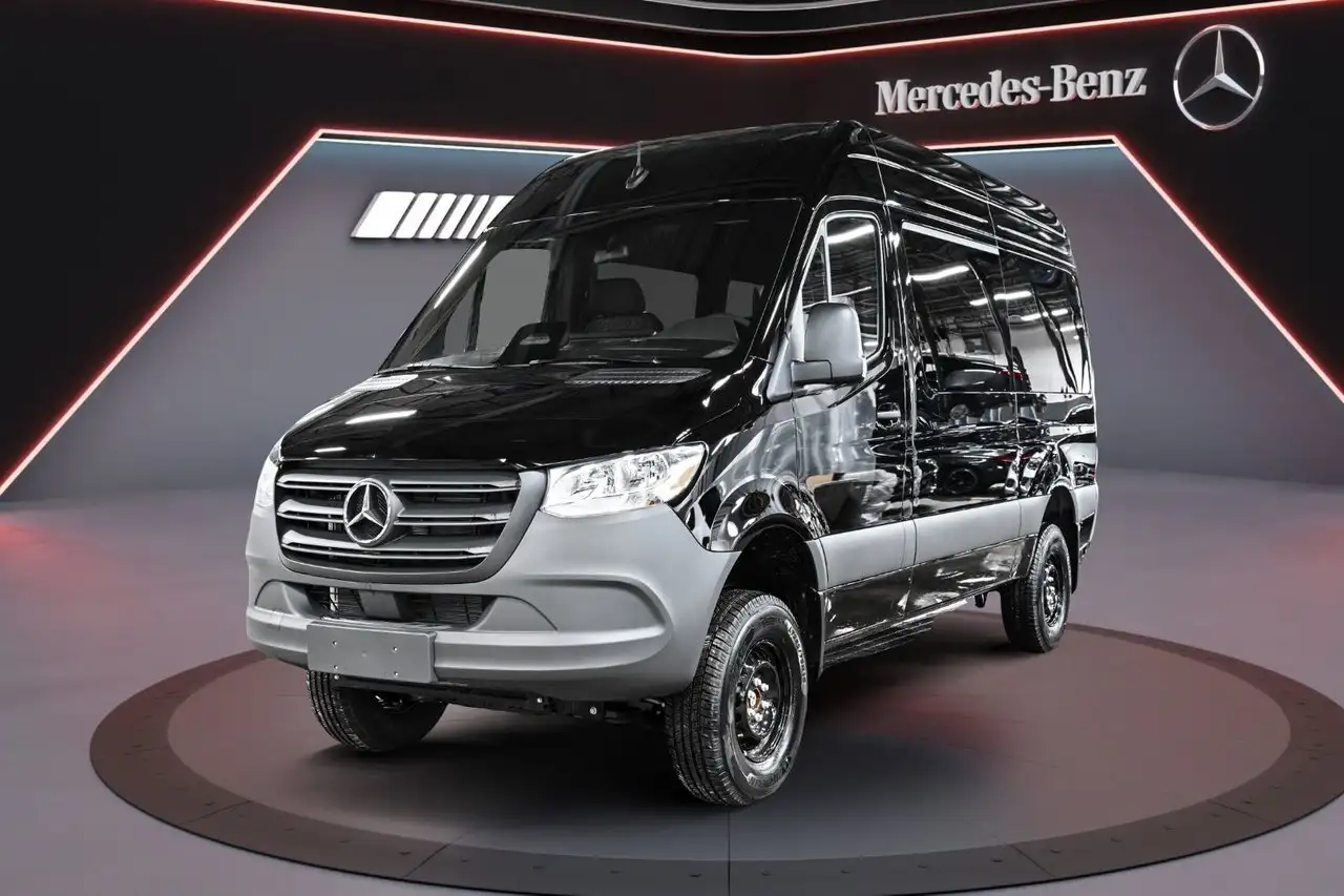 Mercedes-Benz Sprinter снимка Mercedes-Benz Sprinter