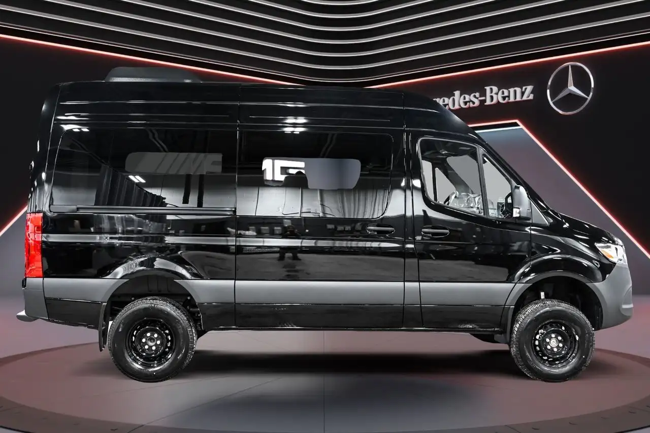 Mercedes-Benz Sprinter снимка Mercedes-Benz Sprinter
