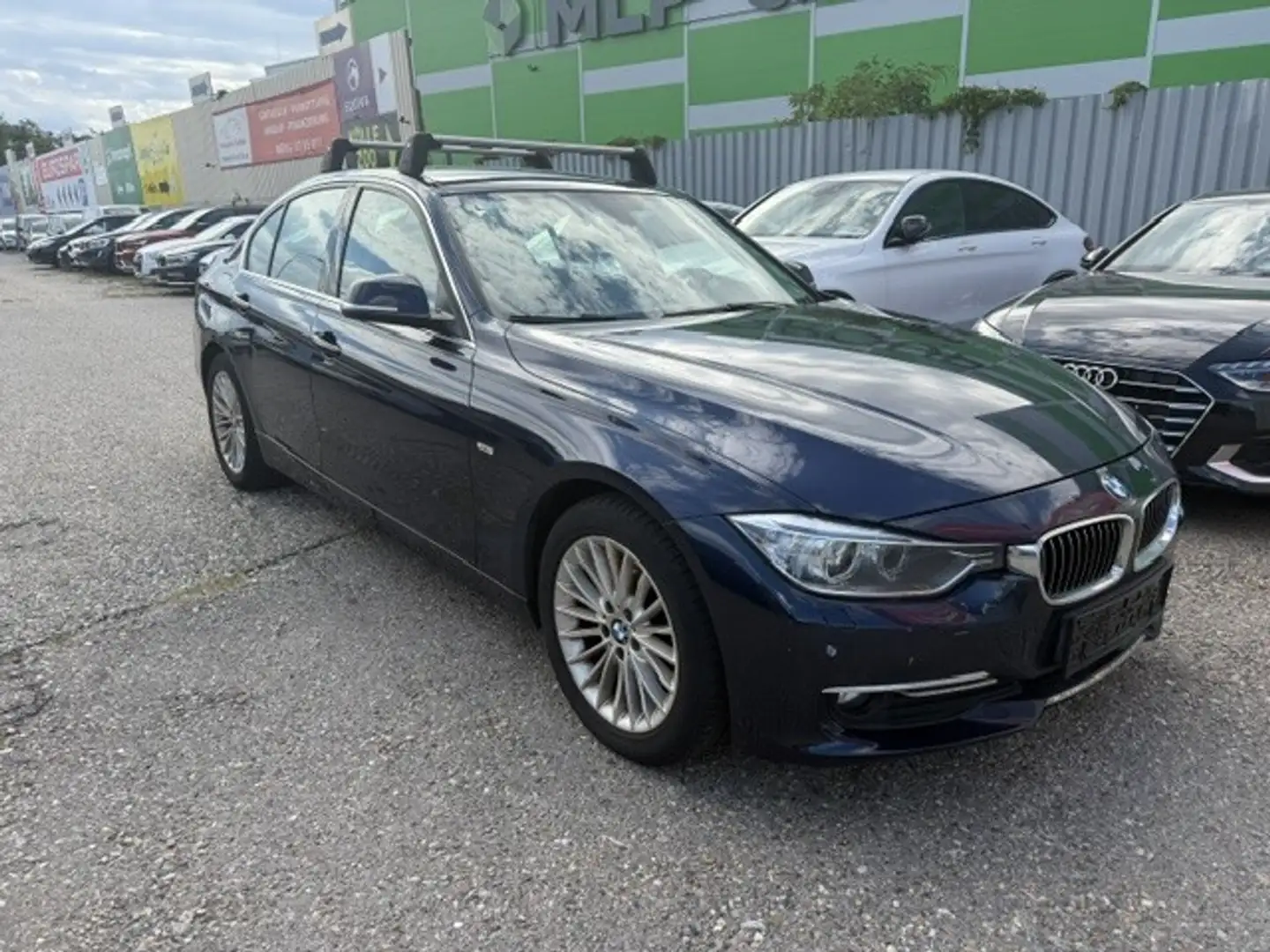 BMW 318 d Österreich-Paket Aut. Blau - 2