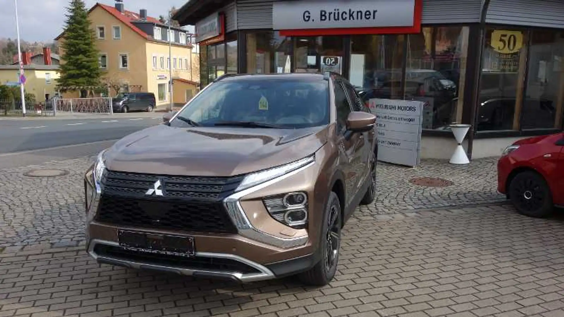 Mitsubishi Eclipse Cross PHEV 2.4 PLUS+AHK,LED,Navi,PDC,Kam,Standhzg Brun - 2