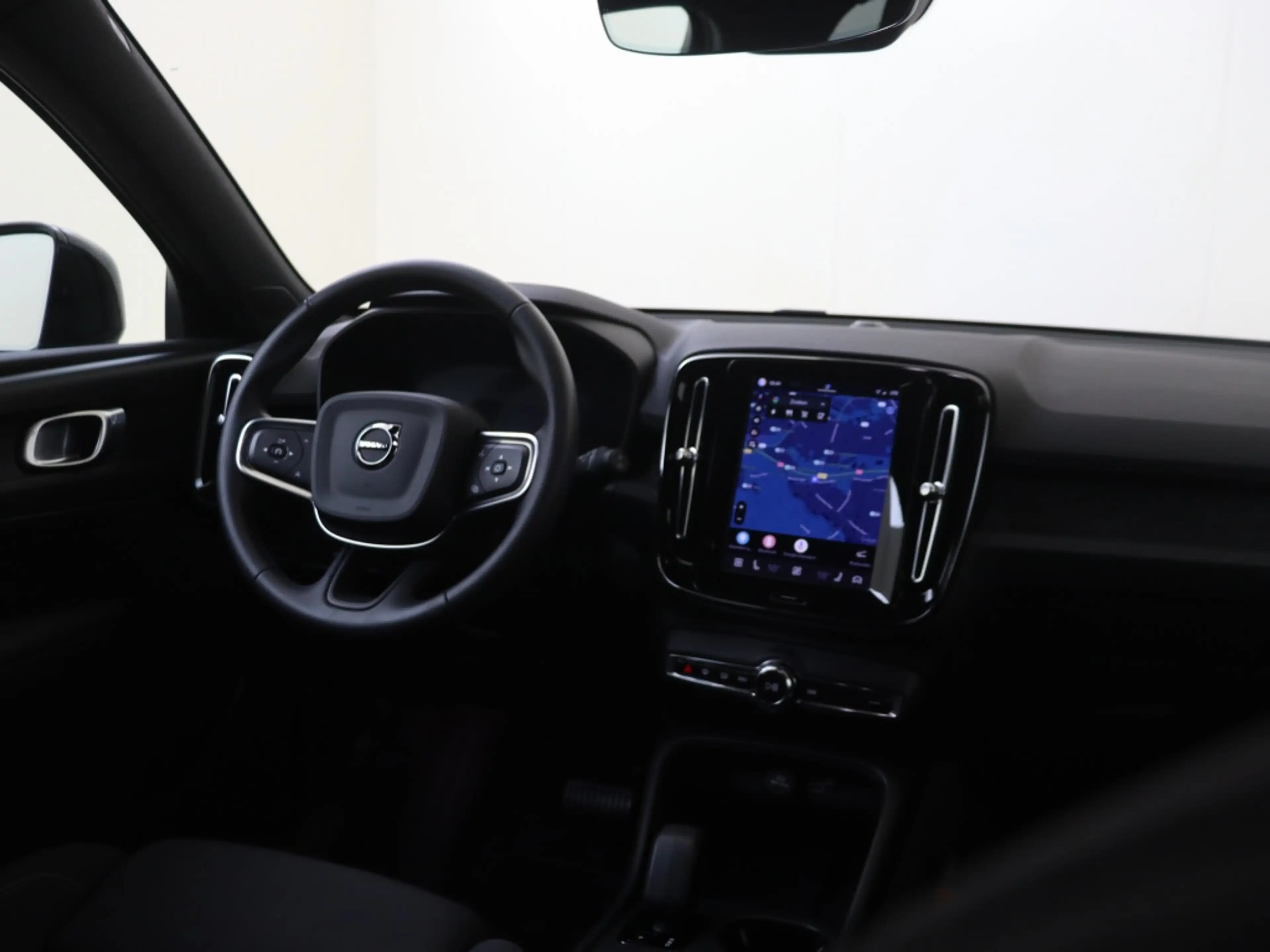 Volvo EX40 Extended Core 82 kWh | 20” | Privacy glas | — photo 10