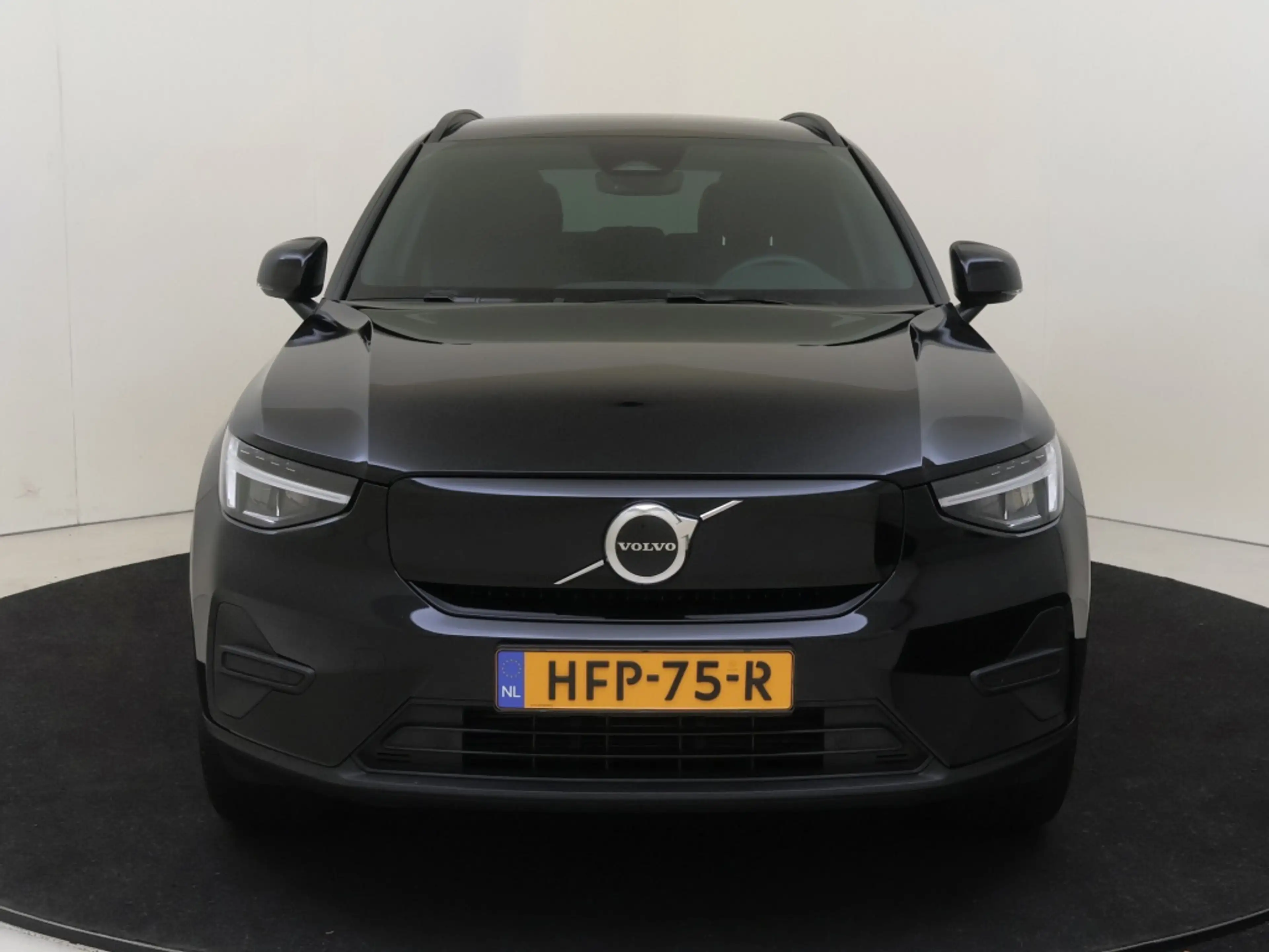Volvo EX40 Extended Core 82 kWh | 20” | Privacy glas | — photo 3